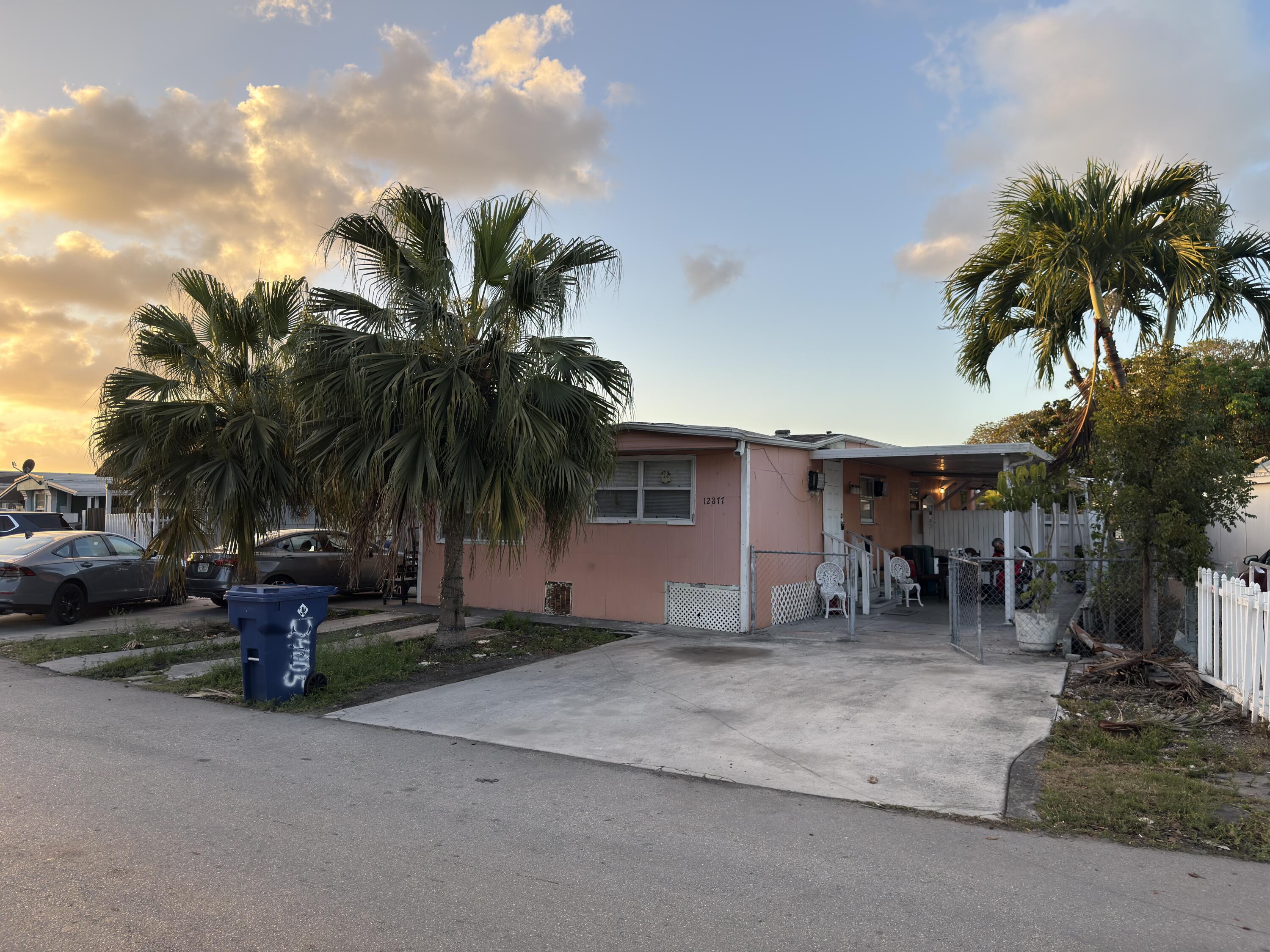 4BR – ManufacturedHome at 12877 SW 10th Street