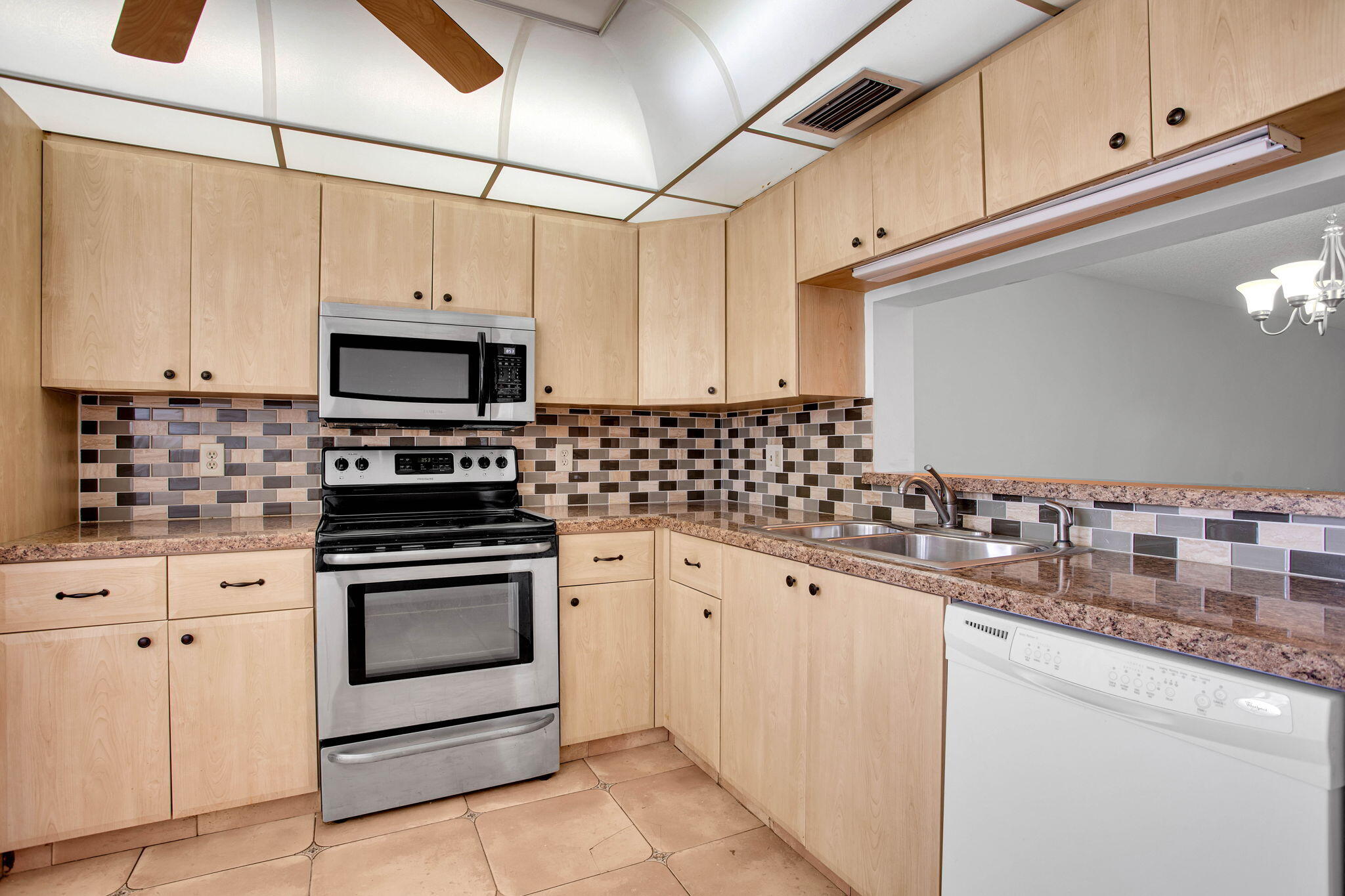 2BR – Condominium at 3301 Aruba Way #K4