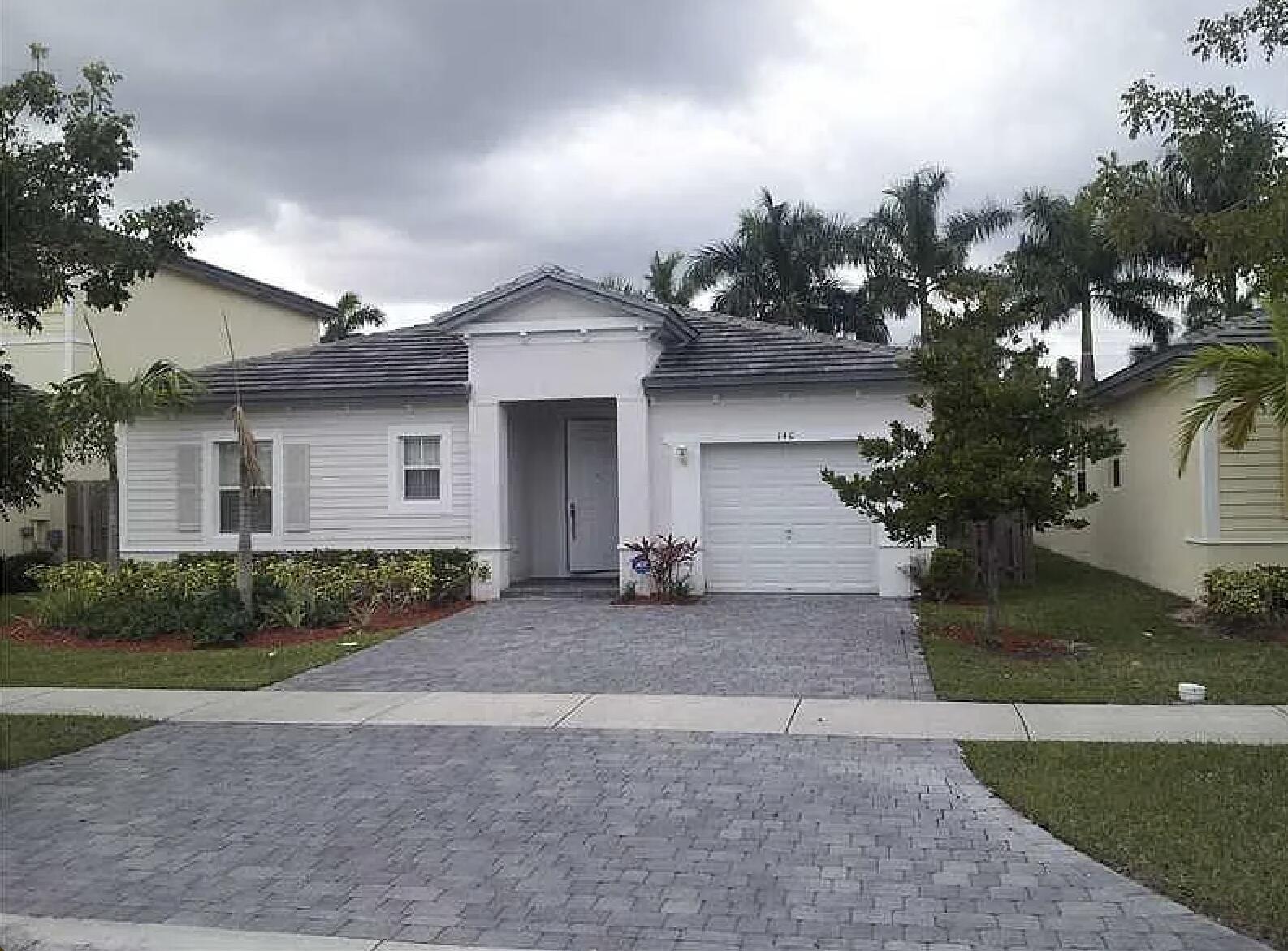 3BR – SingleFamilyResidence at 140 NE 28th Terrace