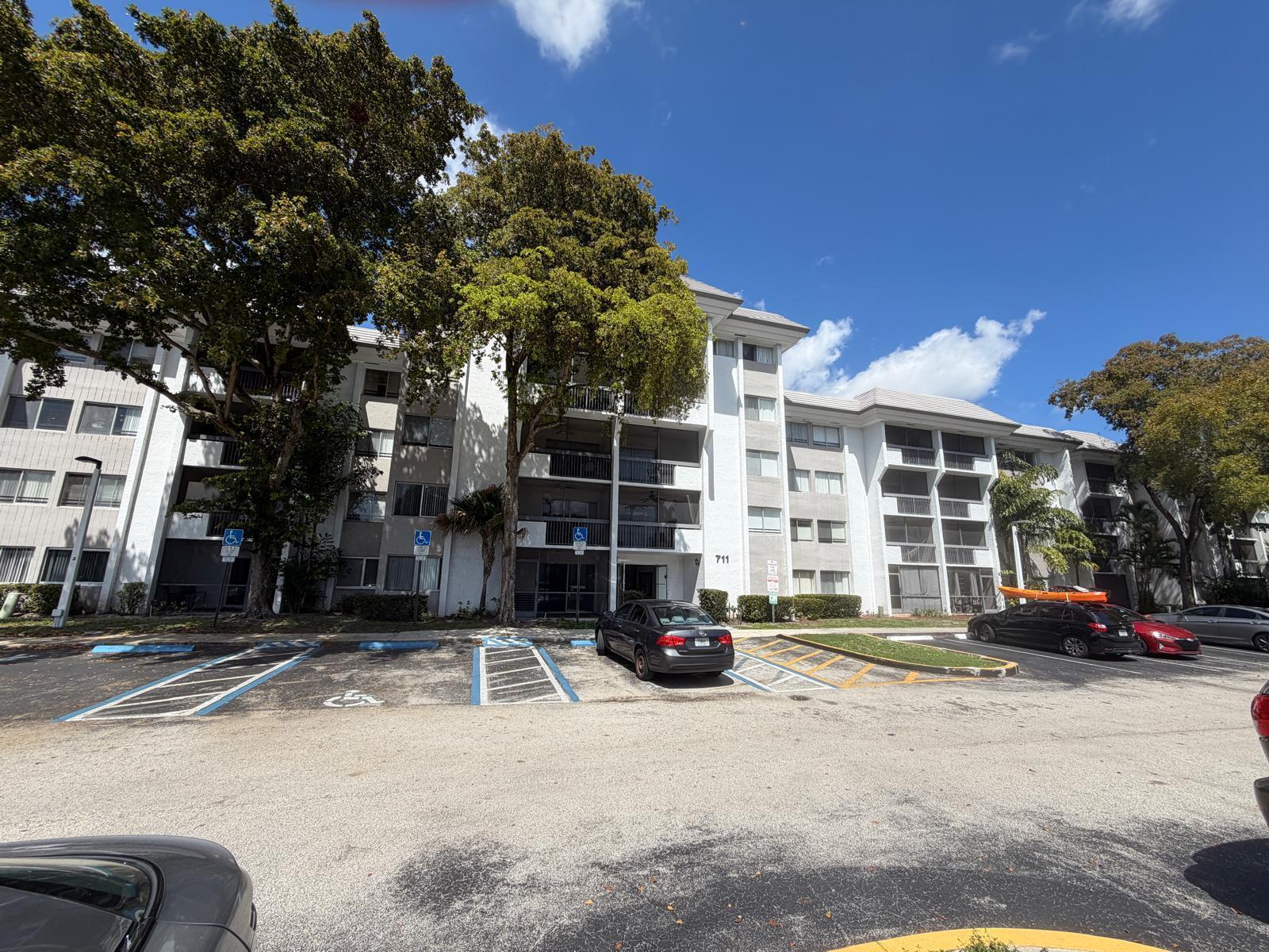1BR – Condominium at 711 N Pine Island Road #104