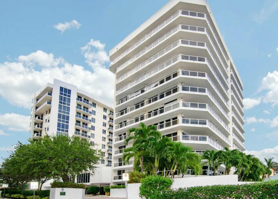 1BR – Condominium at 1617 N Flagler Drive #302