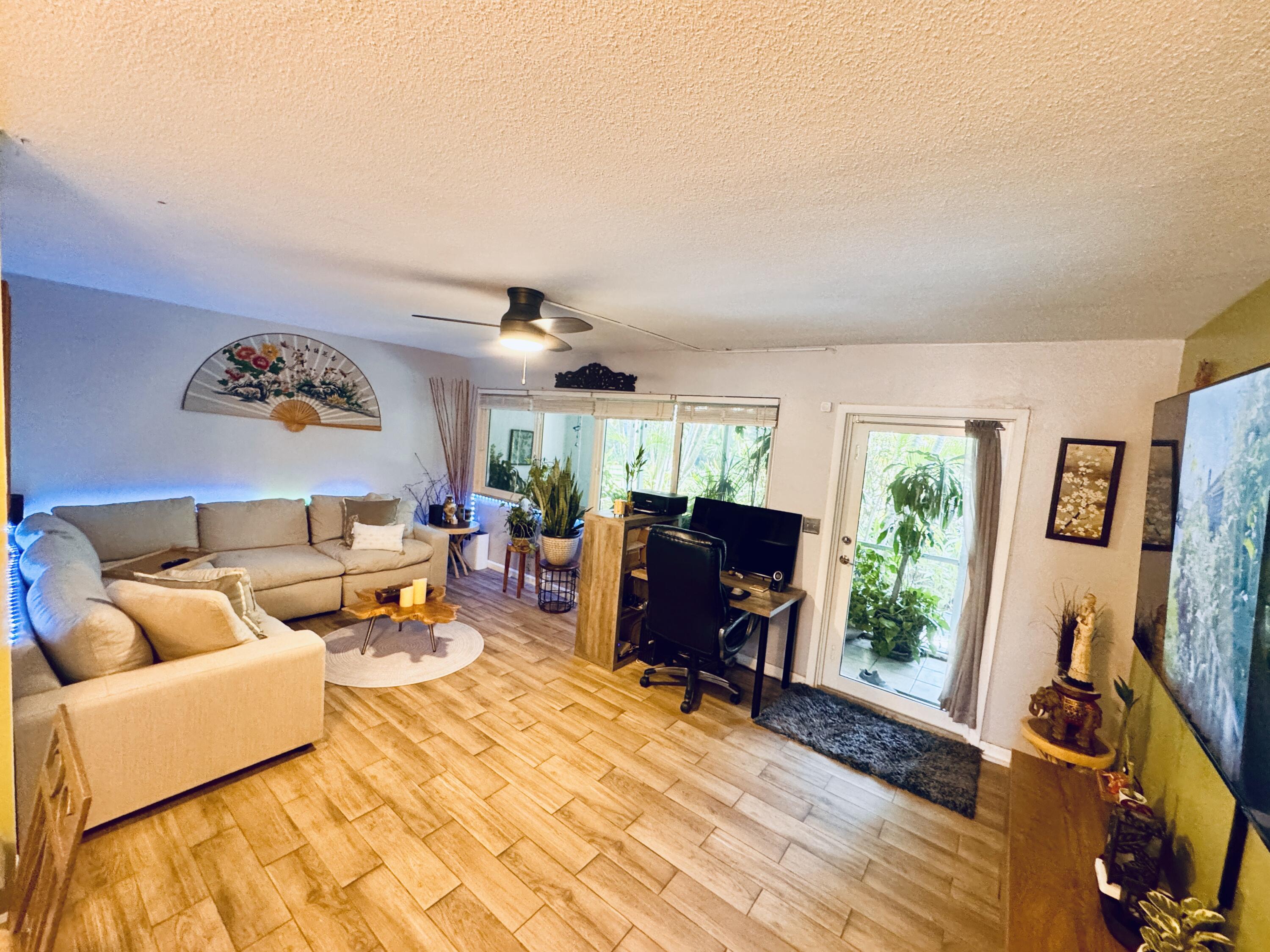 1BR – StockCooperative at 2151 NE 42nd Court #123