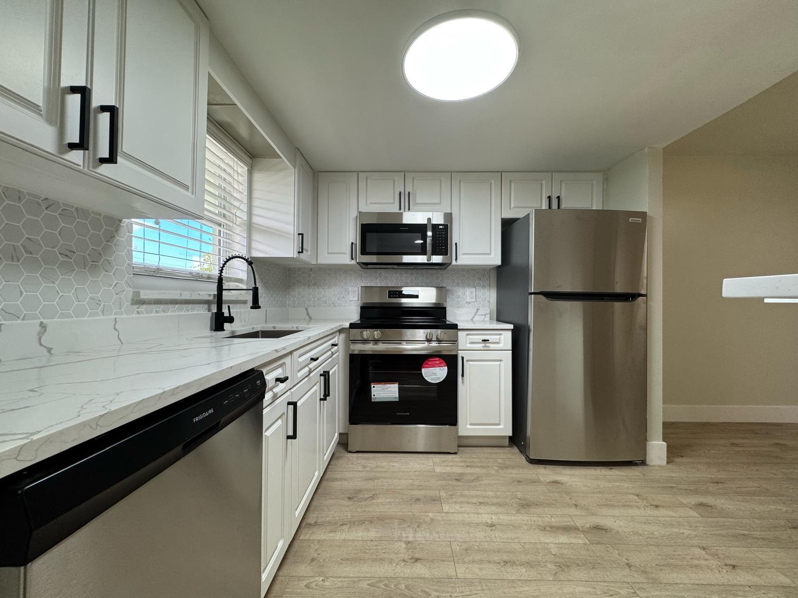 2BR – Condominium at 809 W Oakland Park Boulevard #J10