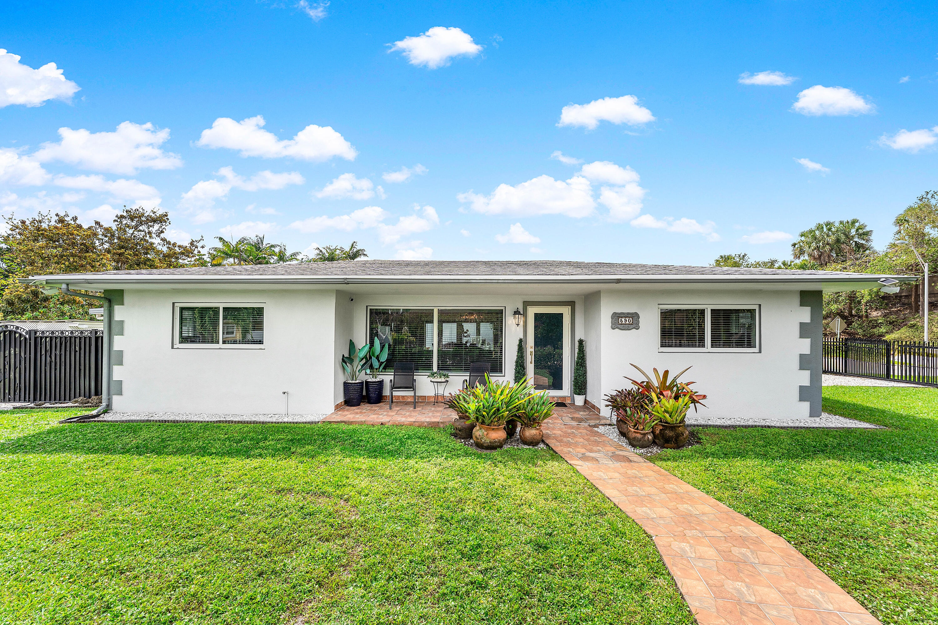 3BR – SingleFamilyResidence at 590 NW 126th Street