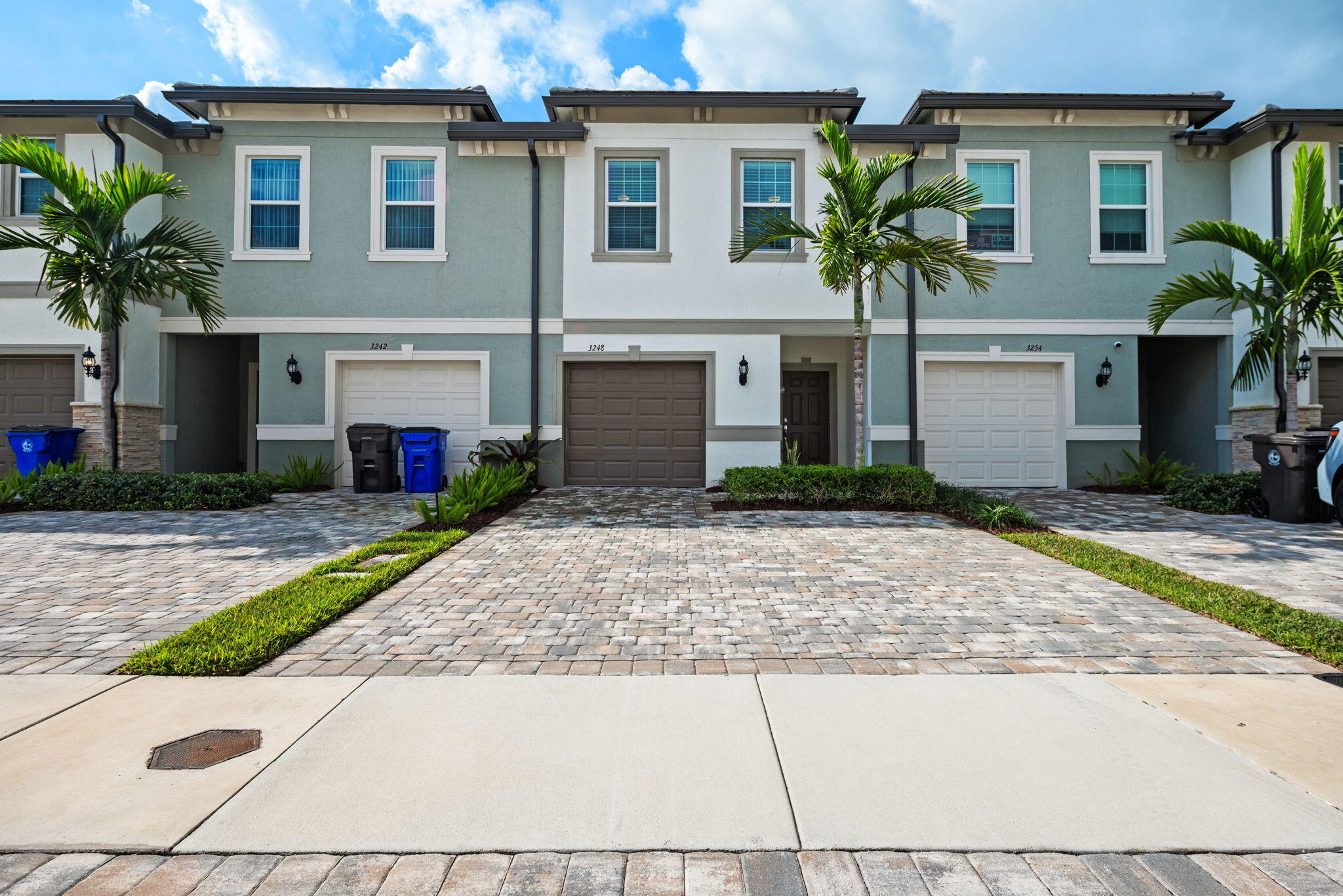 3BR – Townhouse at 3248 Watercress Drive