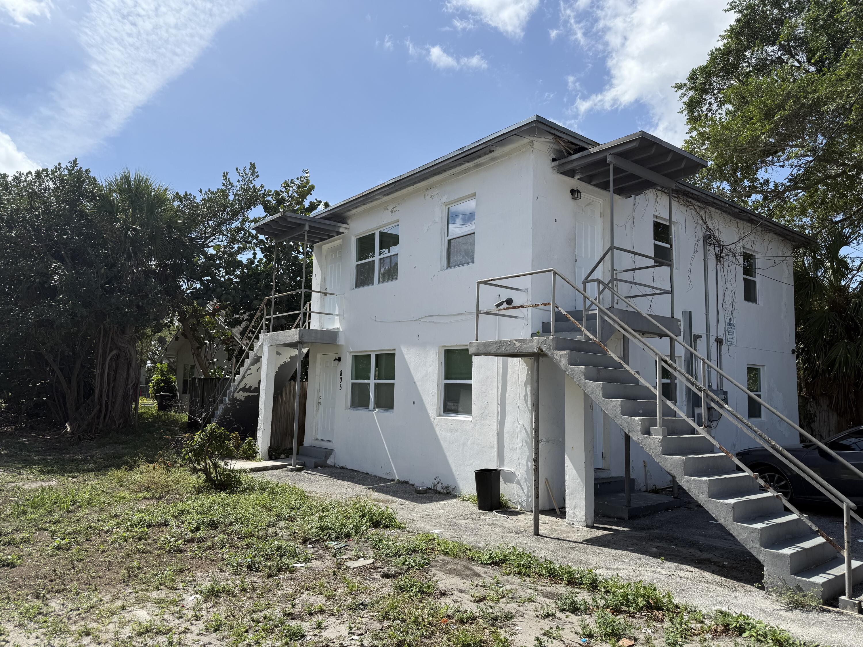 2BR – Apartment at 805 3rd Street #1