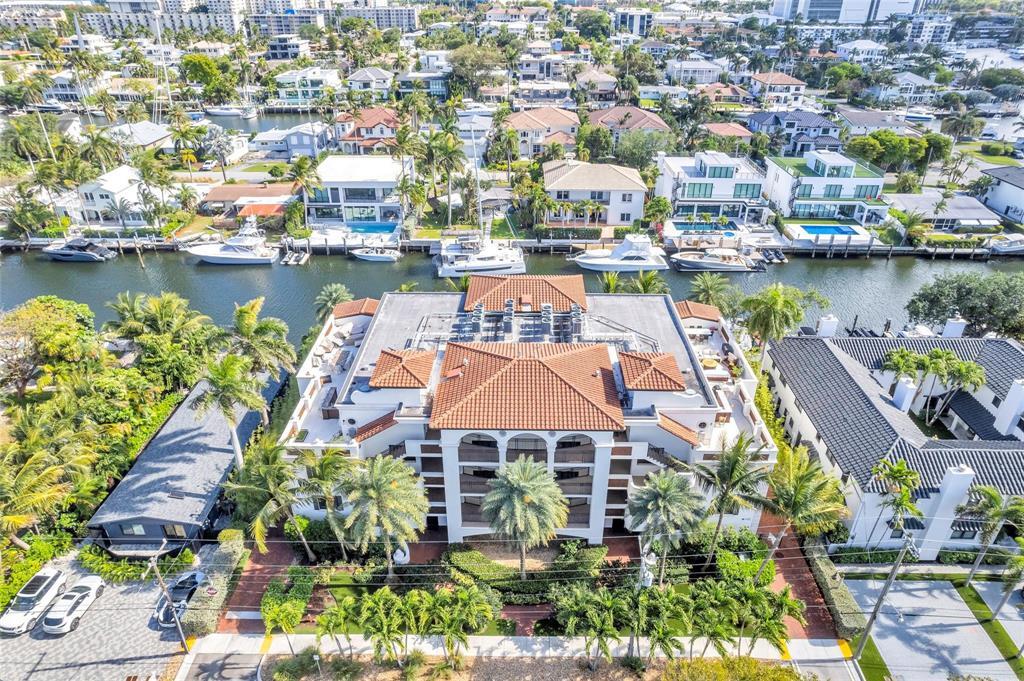 3BR – Condominium at 1532 SE 12th Street #204
