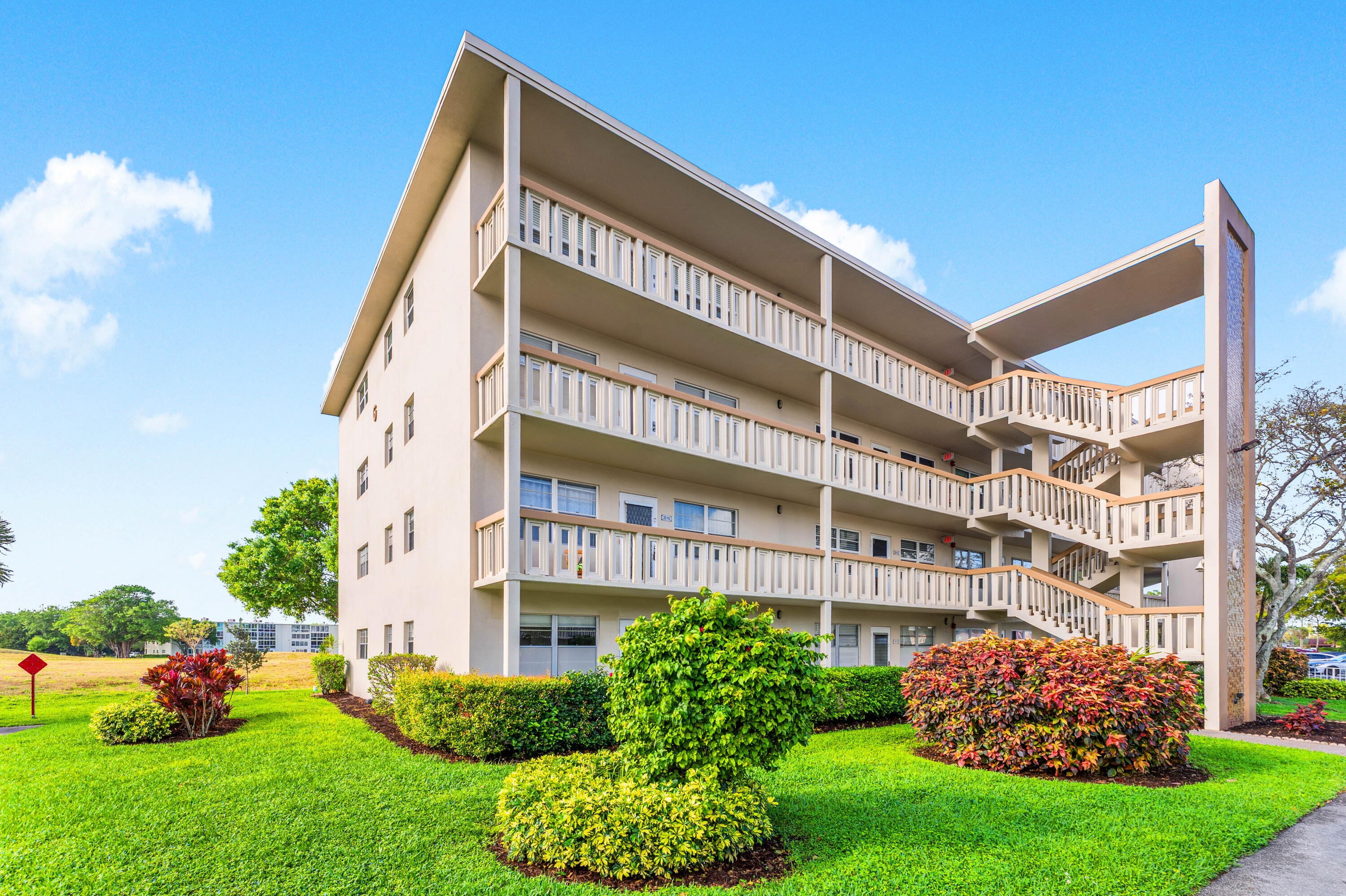 2BR – Condominium at 2016 Ventnor Crescent #G