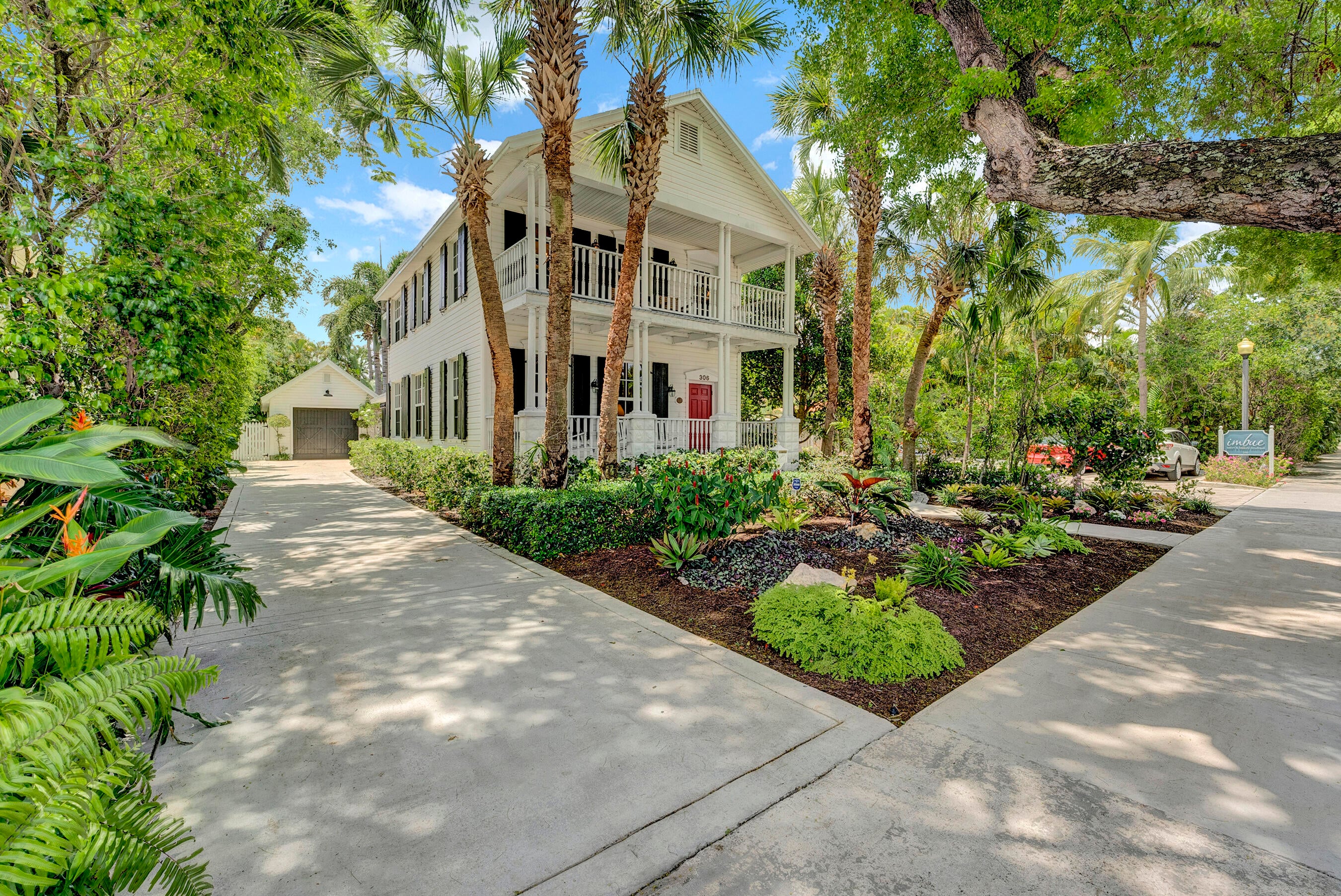 4BR – SingleFamilyResidence at 306 N Swinton Avenue