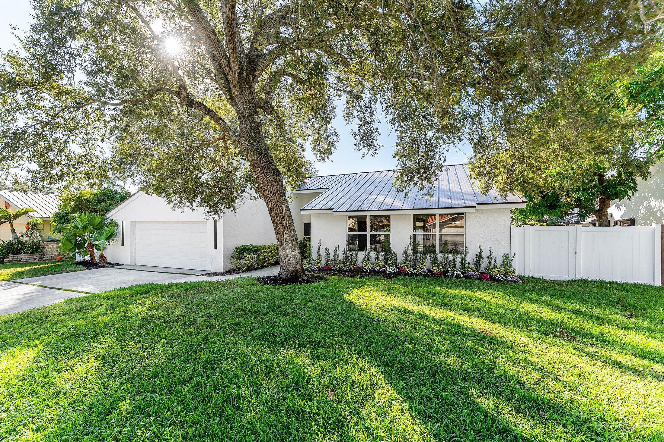 4BR – SingleFamilyResidence at 1380 SW 1st Street
