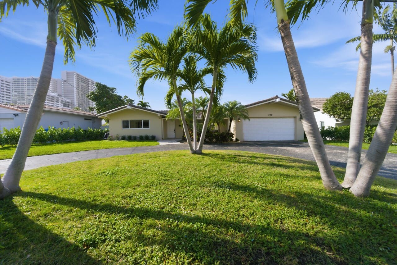 3BR – SingleFamilyResidence at 232 Codrington Drive