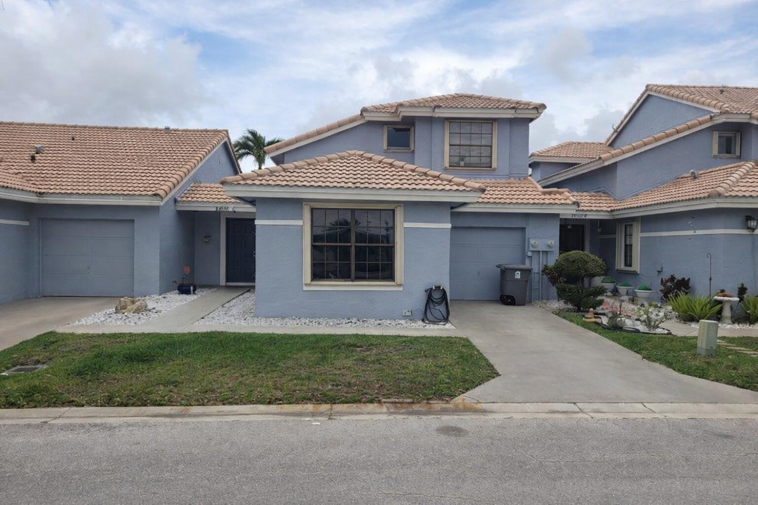 3BR – Townhouse at 9856 Watermill Circle #C