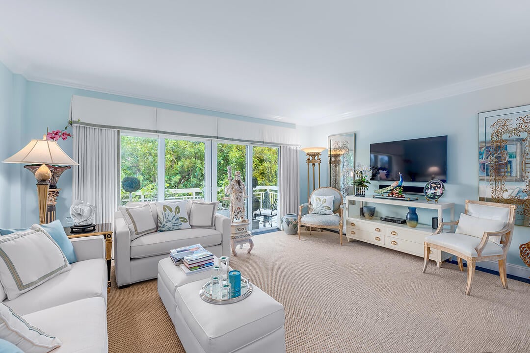 1BR – Condominium at 250 Bradley Place #202