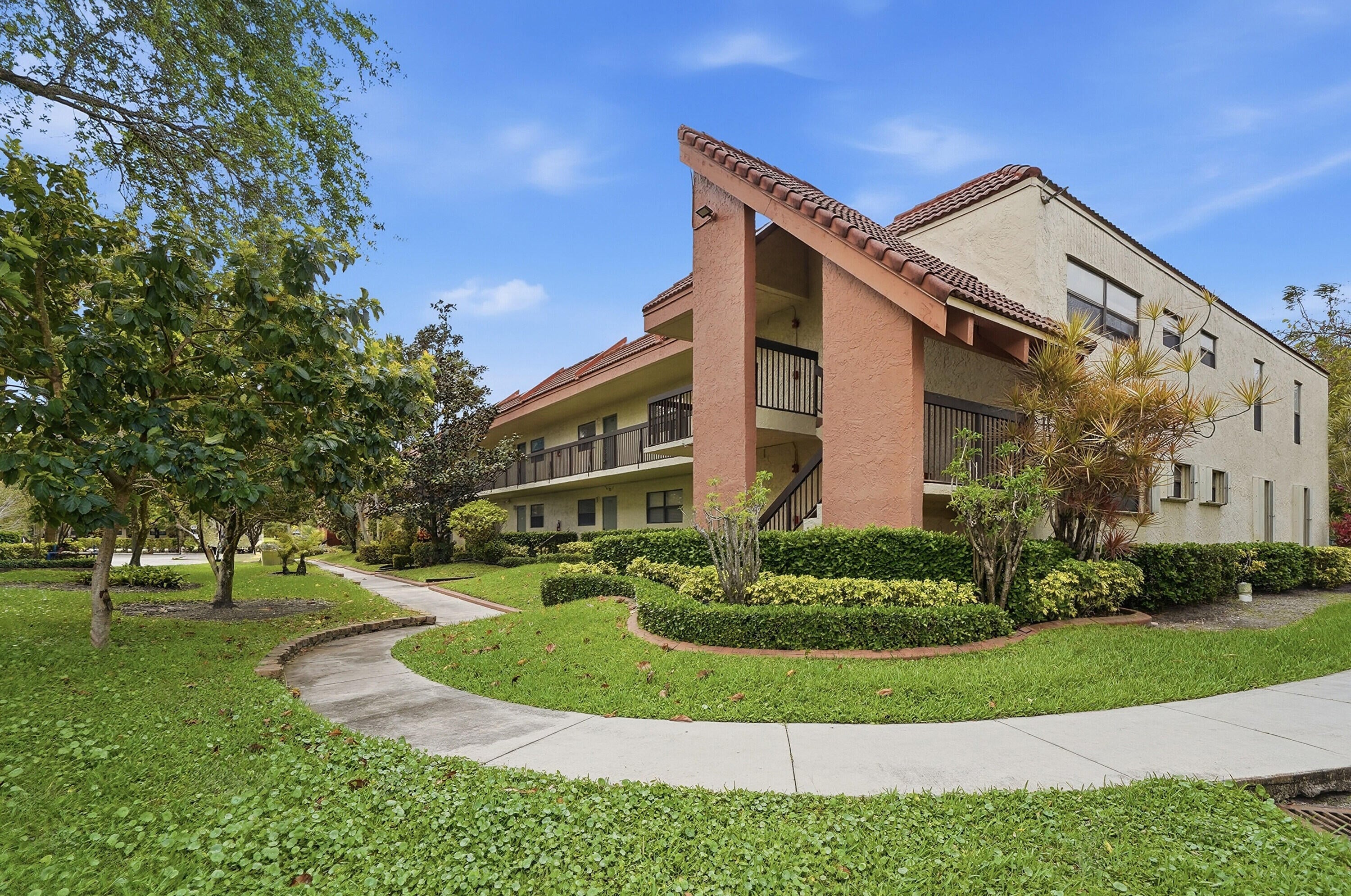 1BR – Condominium at 1774 Hammock Boulevard #118