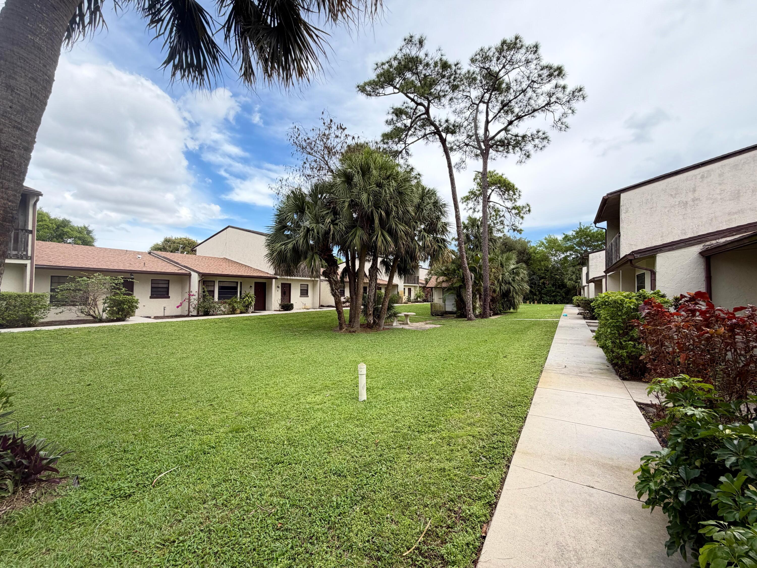 2BR – Apartment at 1226 N Haverhill Road #Unit 3