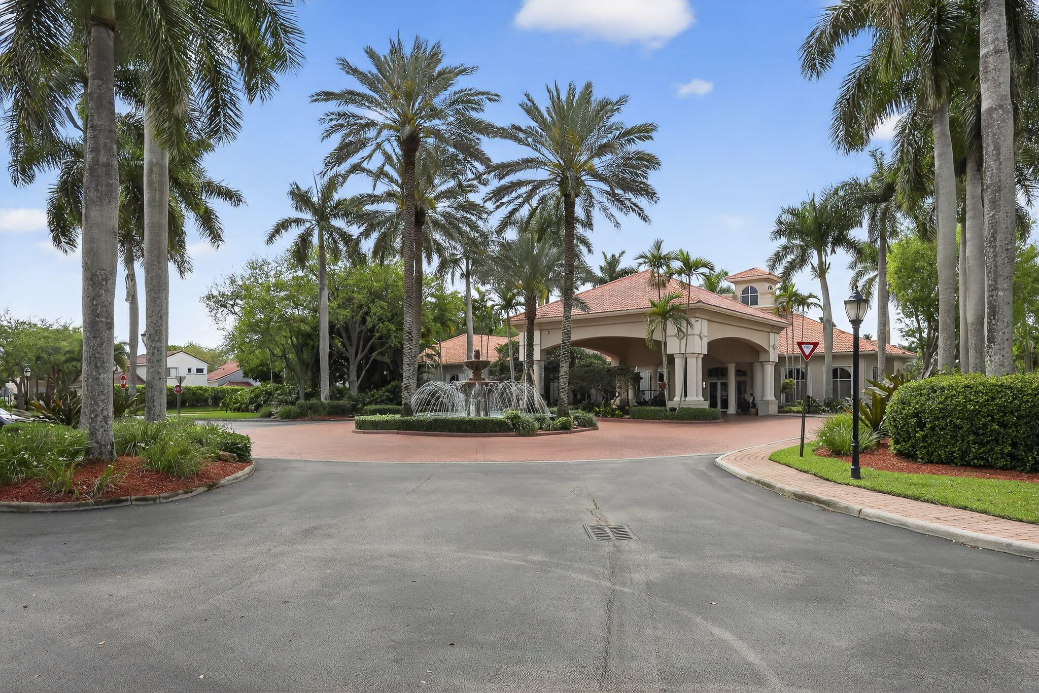 4BR – SingleFamilyResidence at 1776 NW 78th Avenue