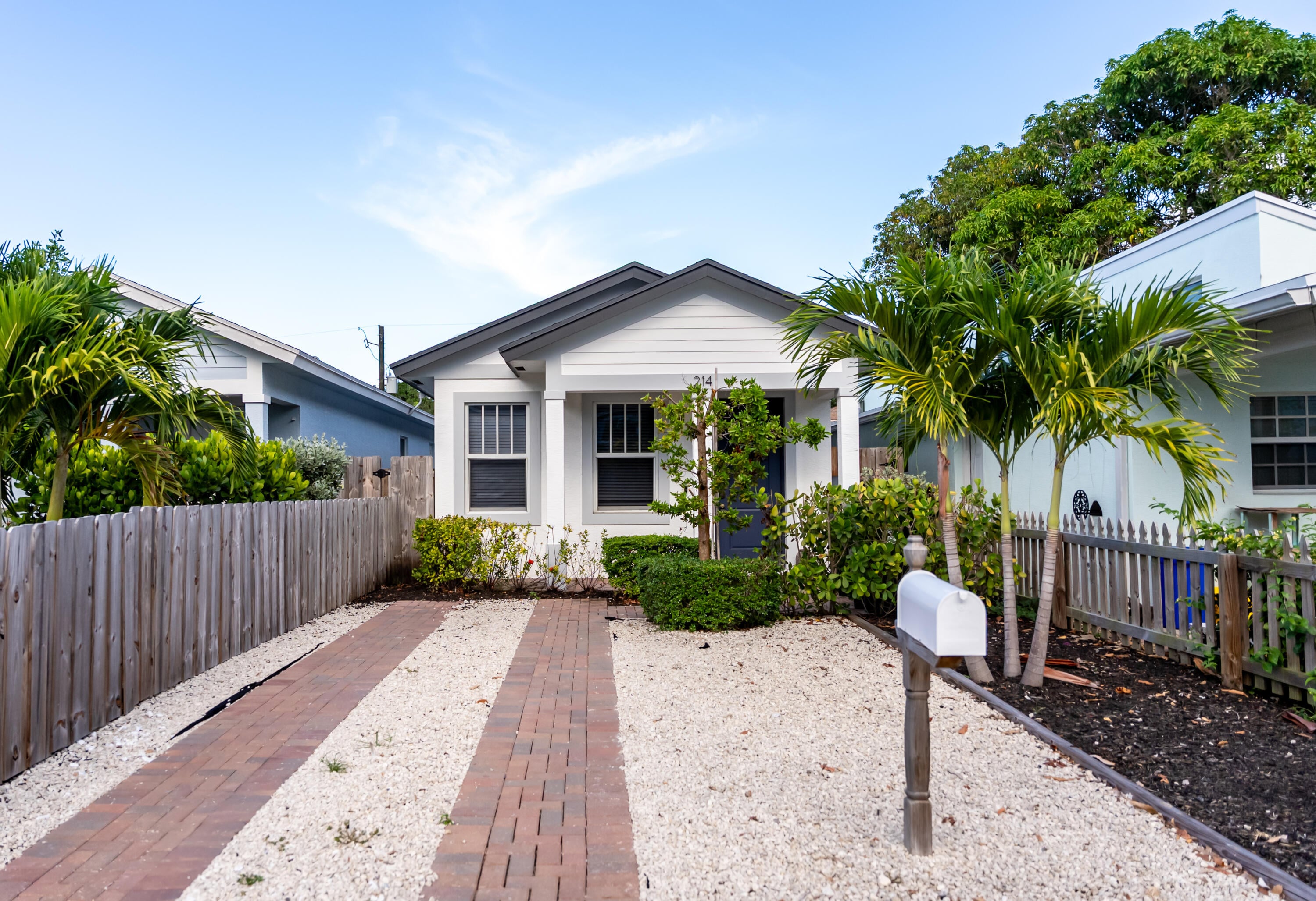 3BR – SingleFamilyResidence at 214 N C Street