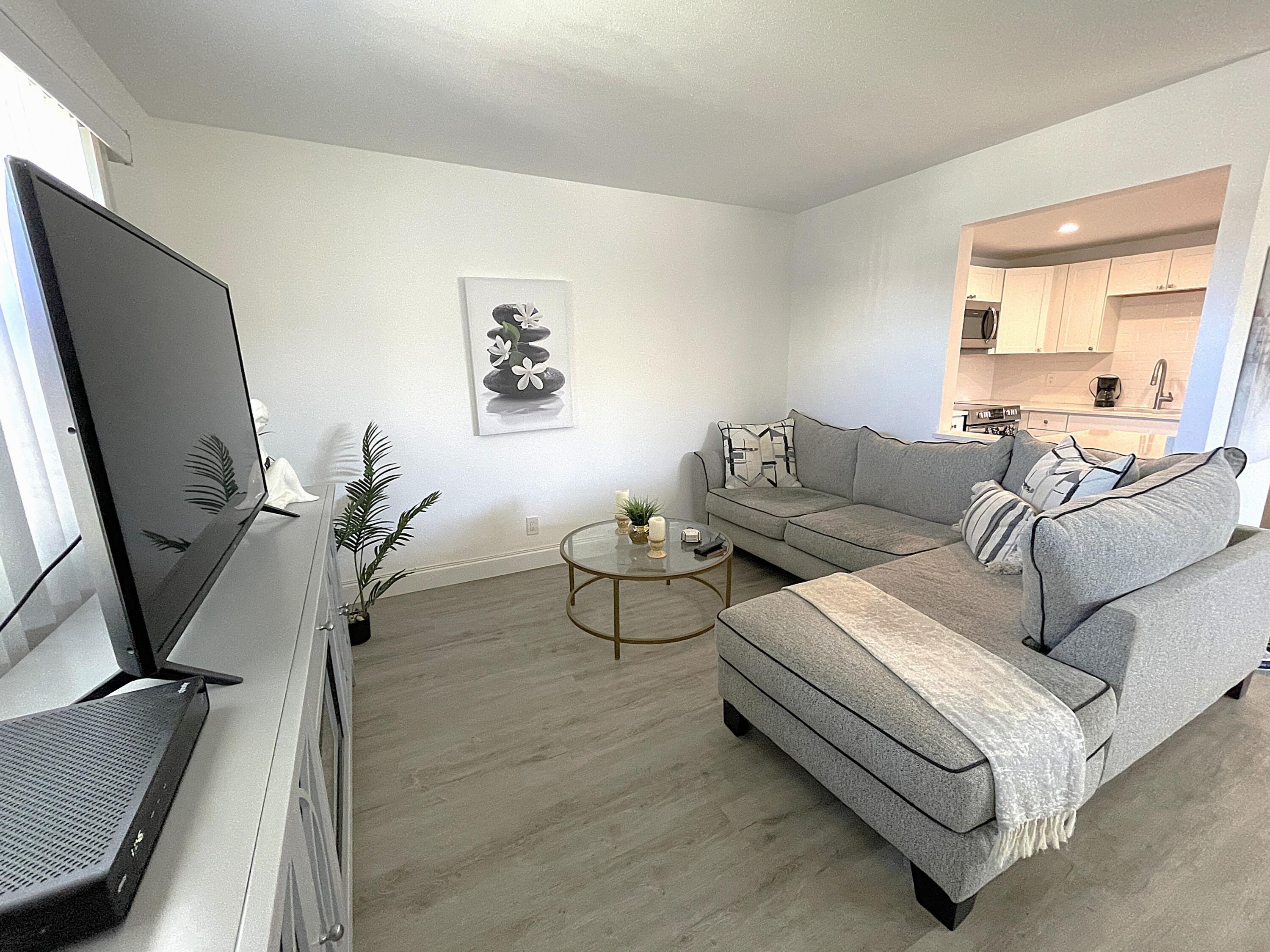 1BR – Condominium at 759 Flanders P