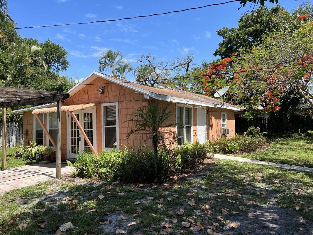 2BR – SingleFamilyResidence at 29 NE 15th Avenue