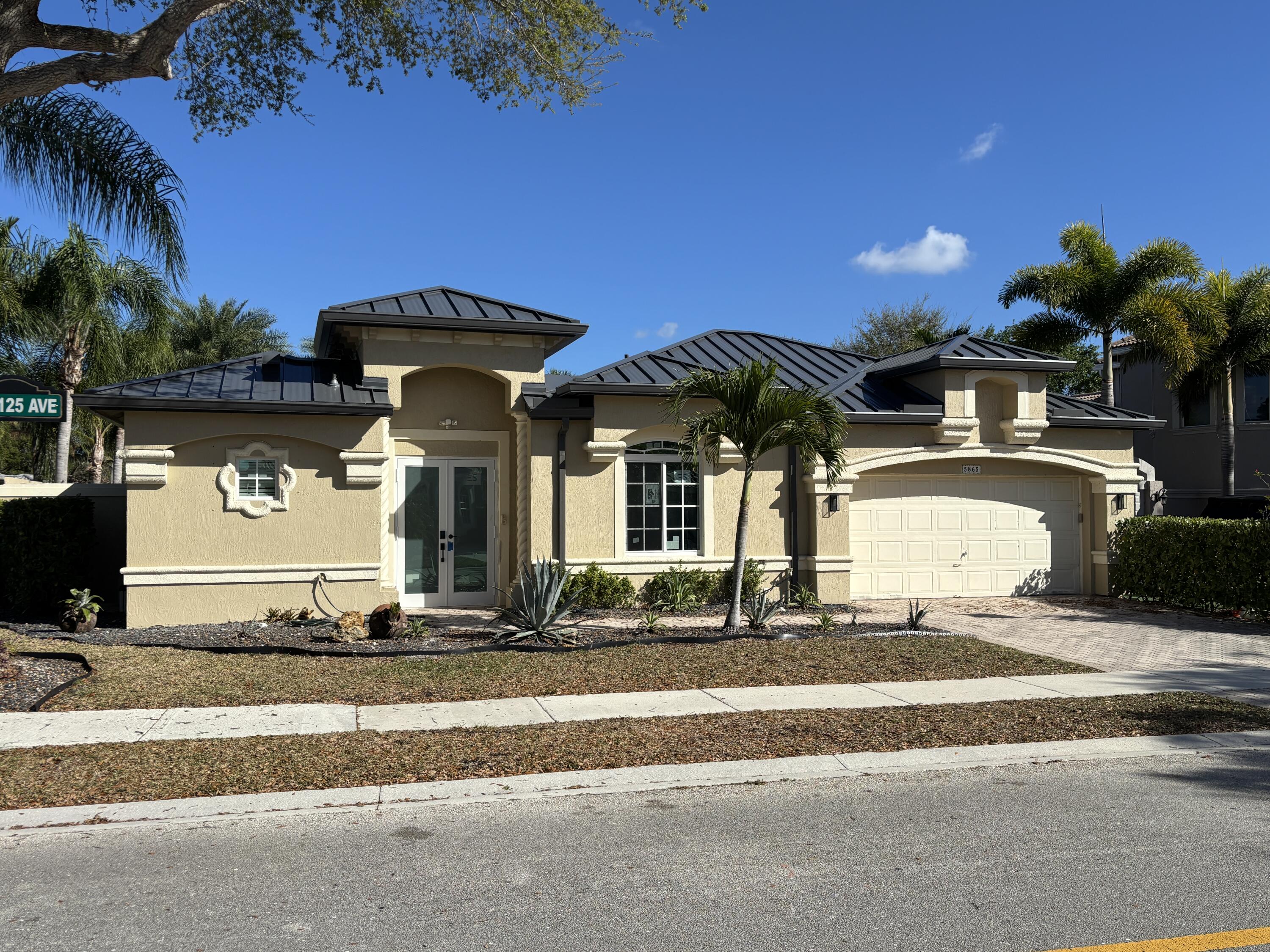 5BR – SingleFamilyResidence at 5865 NW 125th Avenue