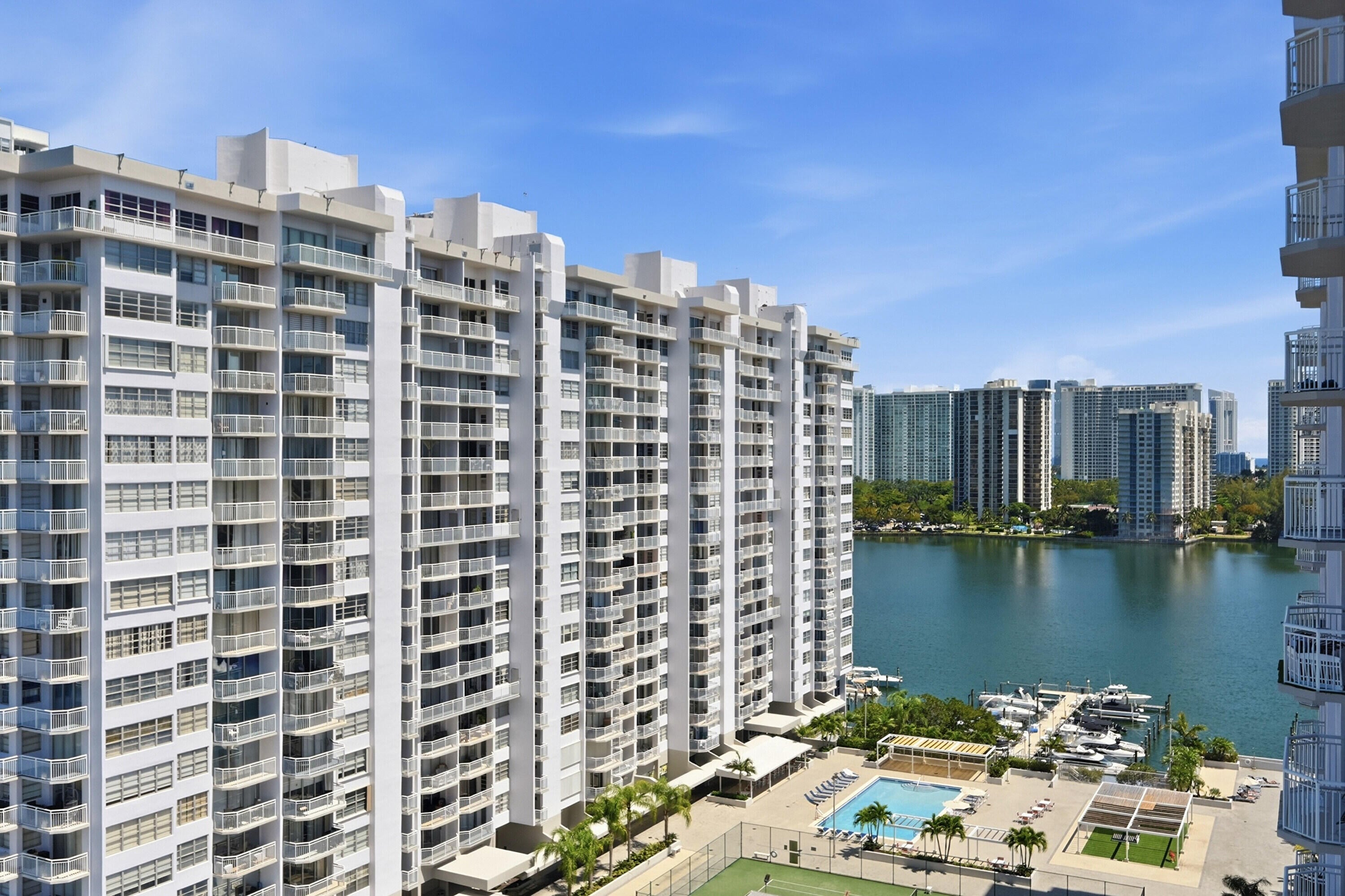 2BR – Condominium at 18011 Biscayne Boulevard #1502