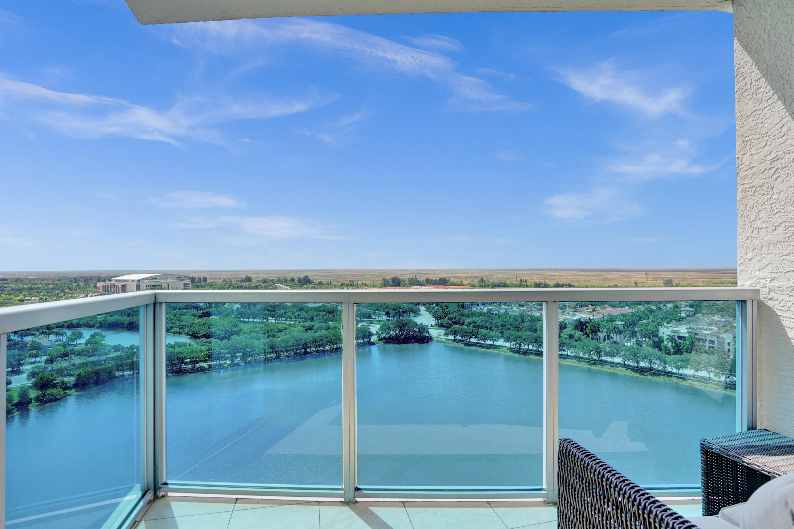3BR – Condominium at 2641 N Flamingo Road #2105n
