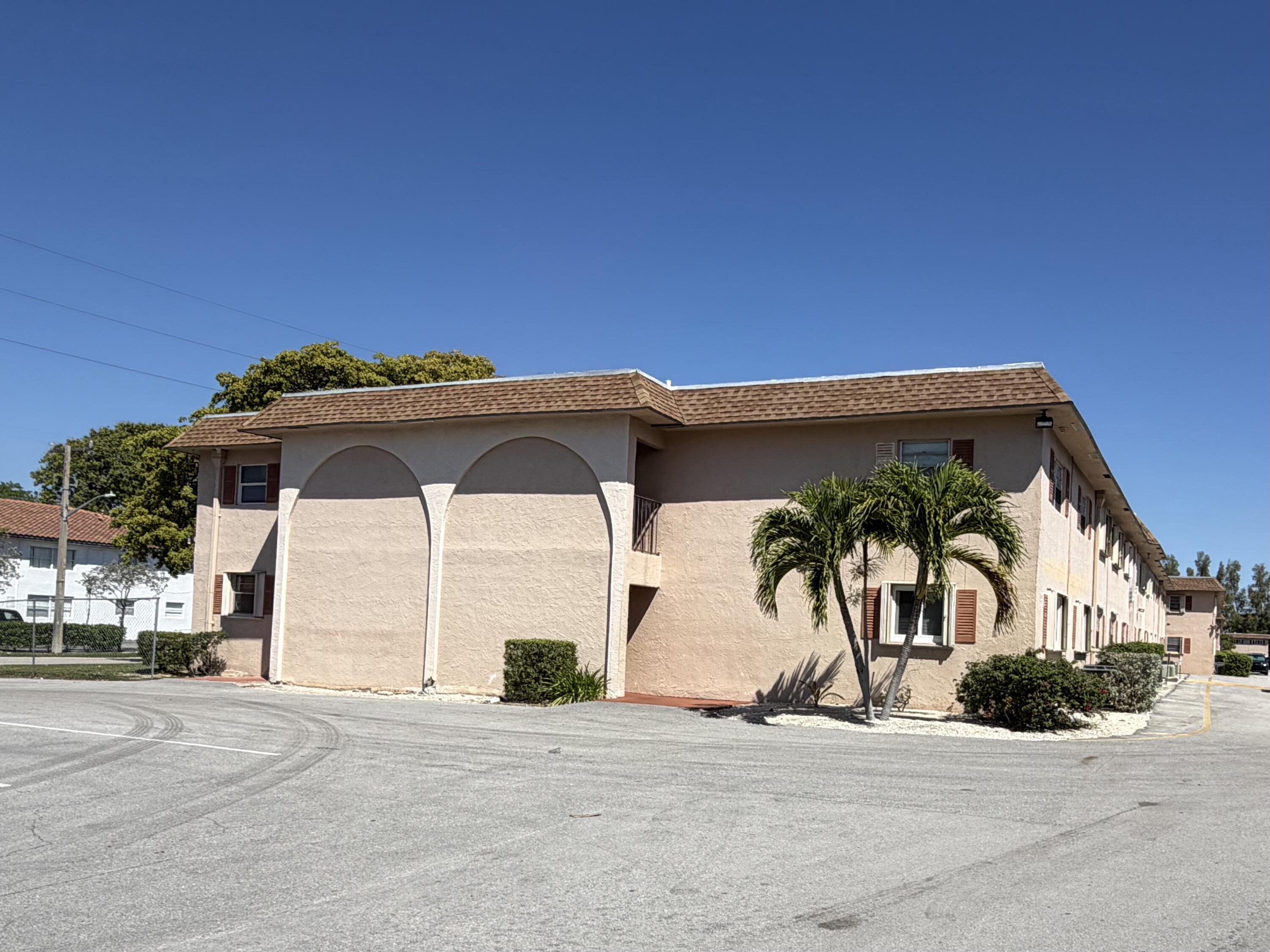 2BR – Condominium at 650 SW 2nd SW #2480