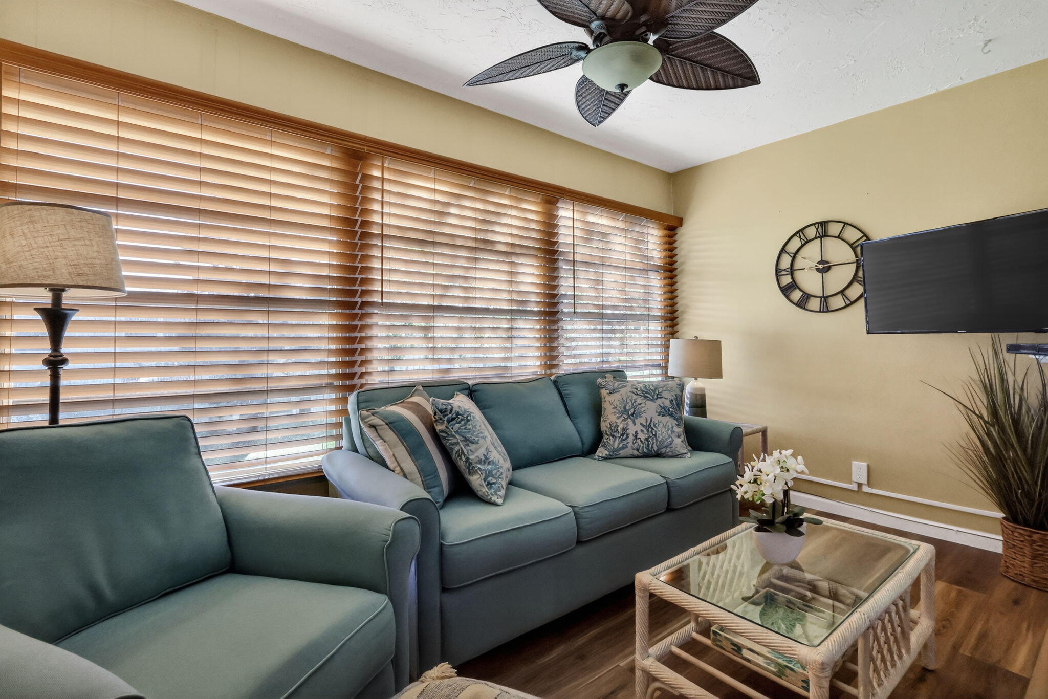 2BR – Condominium at 9 Willowbrook Lane #202