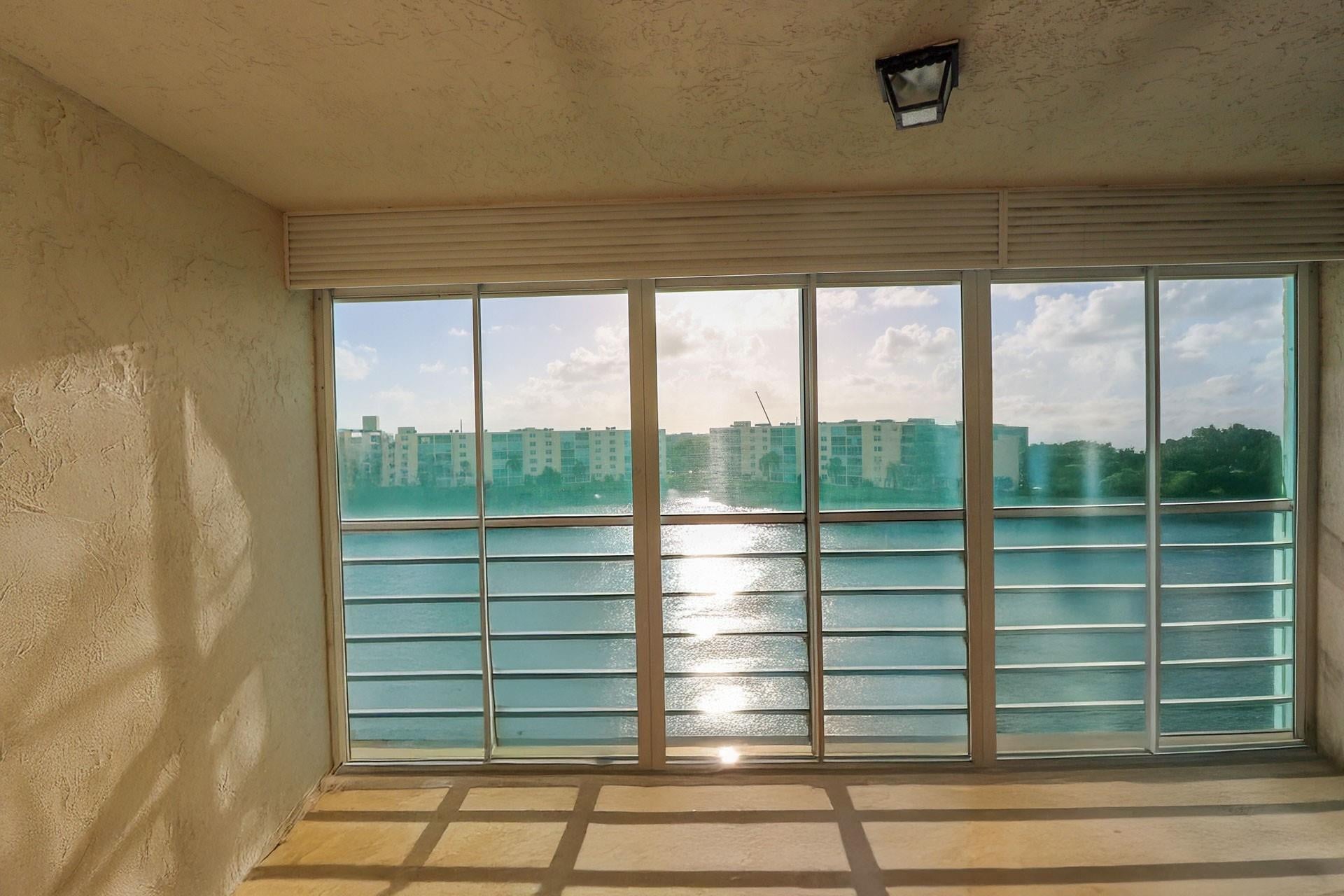 2BR – Condominium at 101 SE 3rd Avenue #605