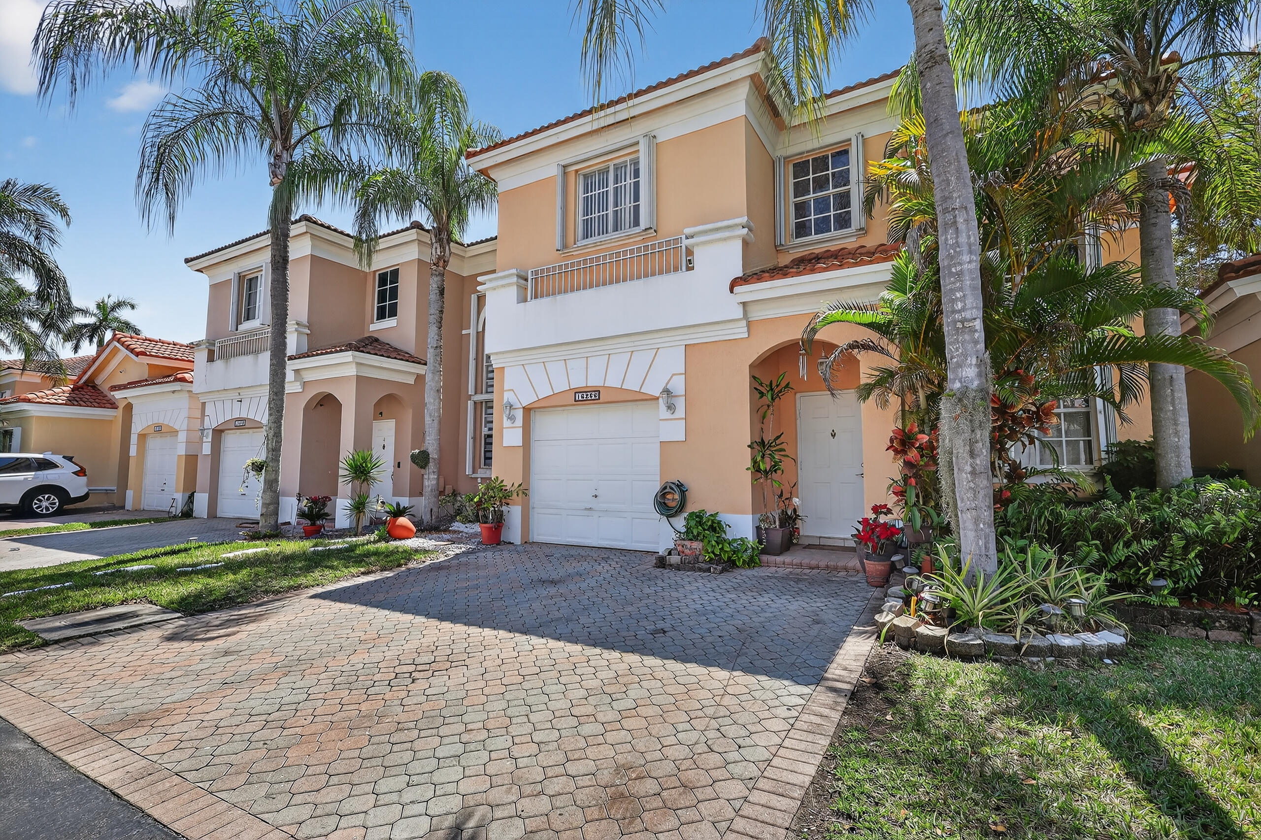 3BR – Townhouse at 16266 SW 103rd Terrace