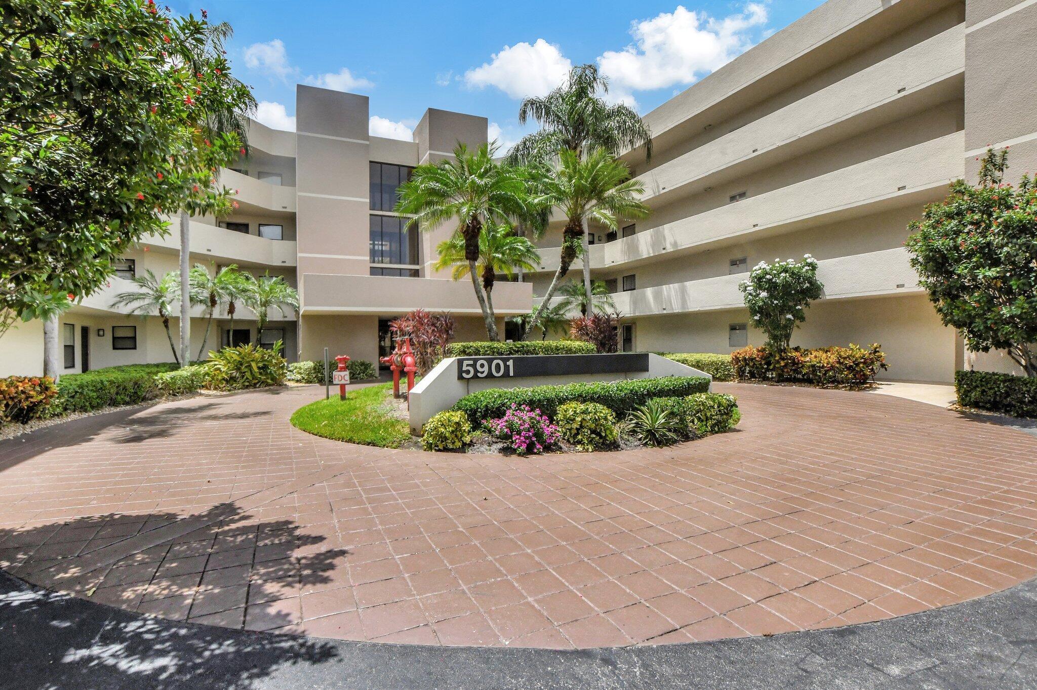 3BR – Condominium at 5901 Camino Del Sol #107