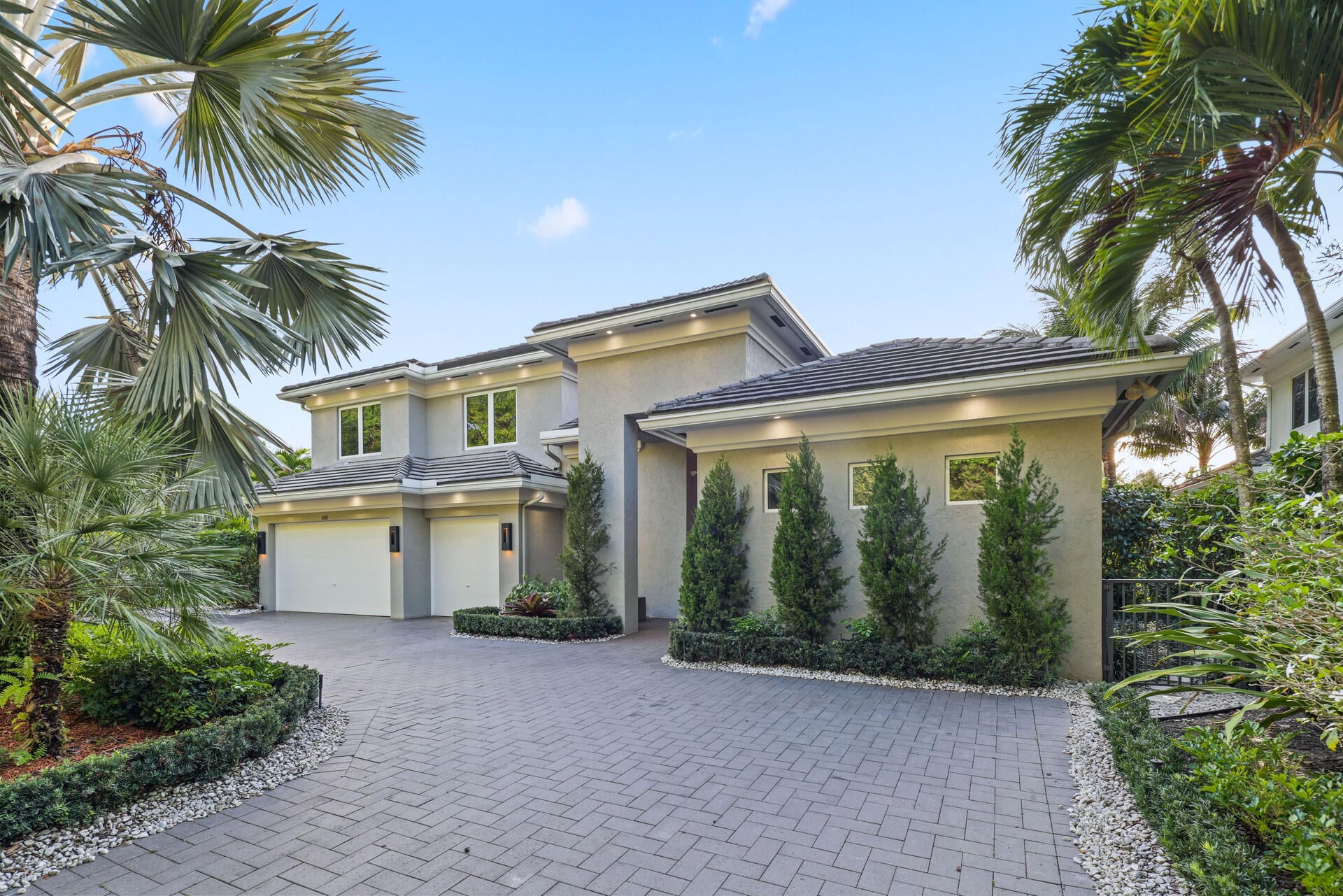 5BR – SingleFamilyResidence at 10110 Sweet Bay Street