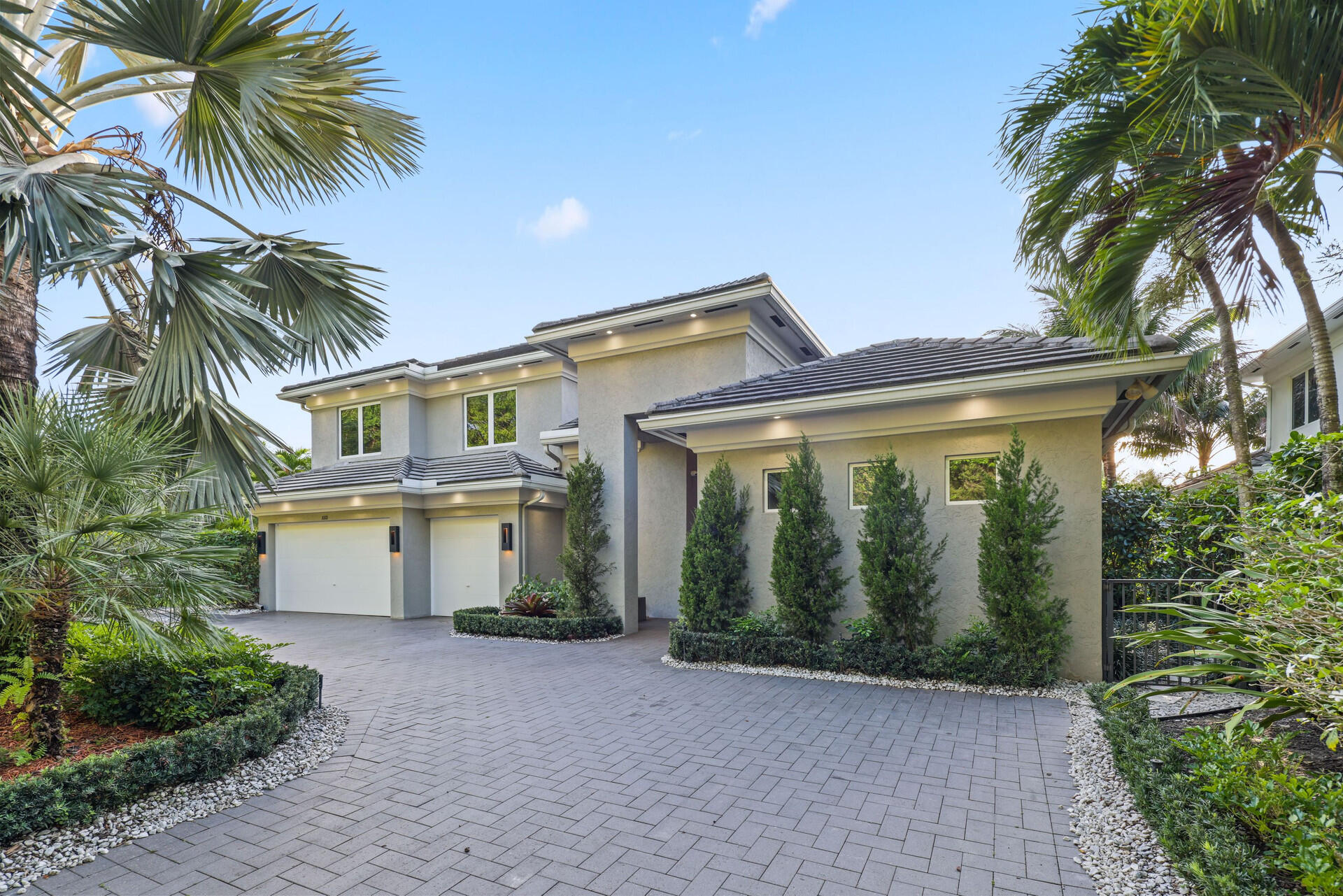 5BR – SingleFamilyResidence at 10110 Sweet Bay Street