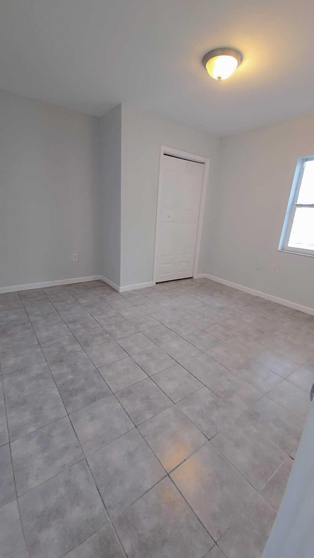 1BR – Apartment at 621 NW 5th Avenue #Unit 3