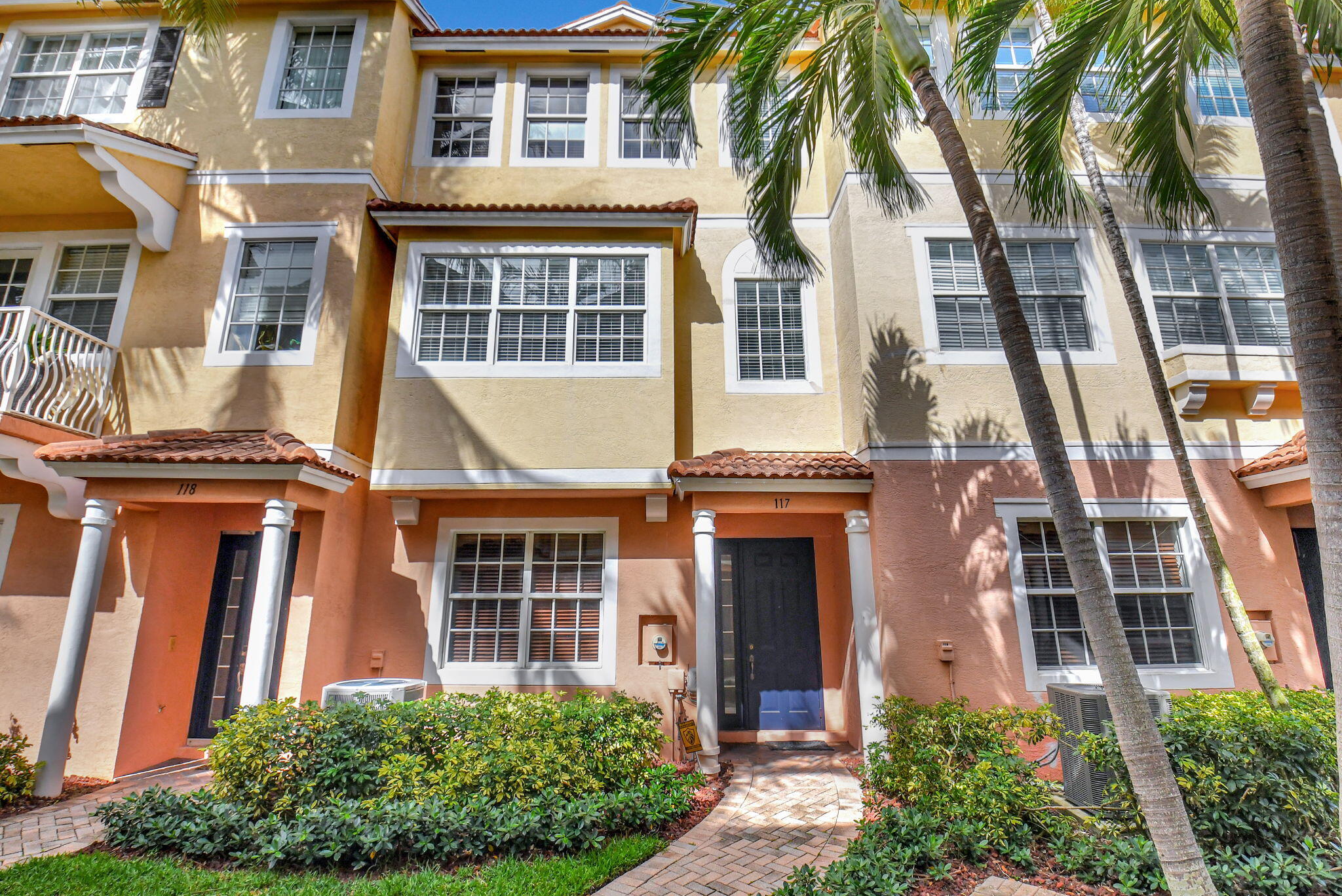 3BR – Townhouse at 117 Harbors Way