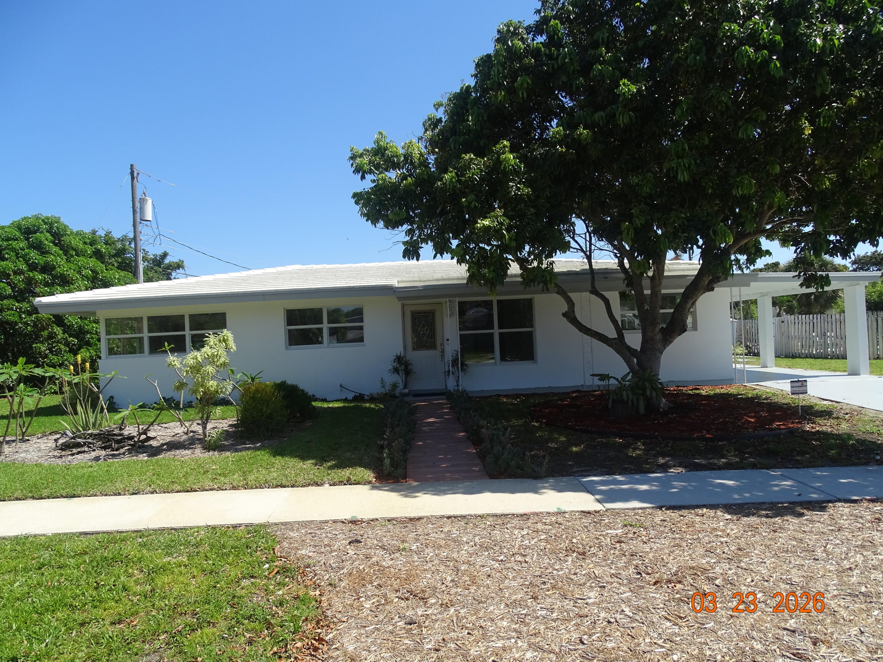 4BR – SingleFamilyResidence at 4822 NW 2nd Terrace