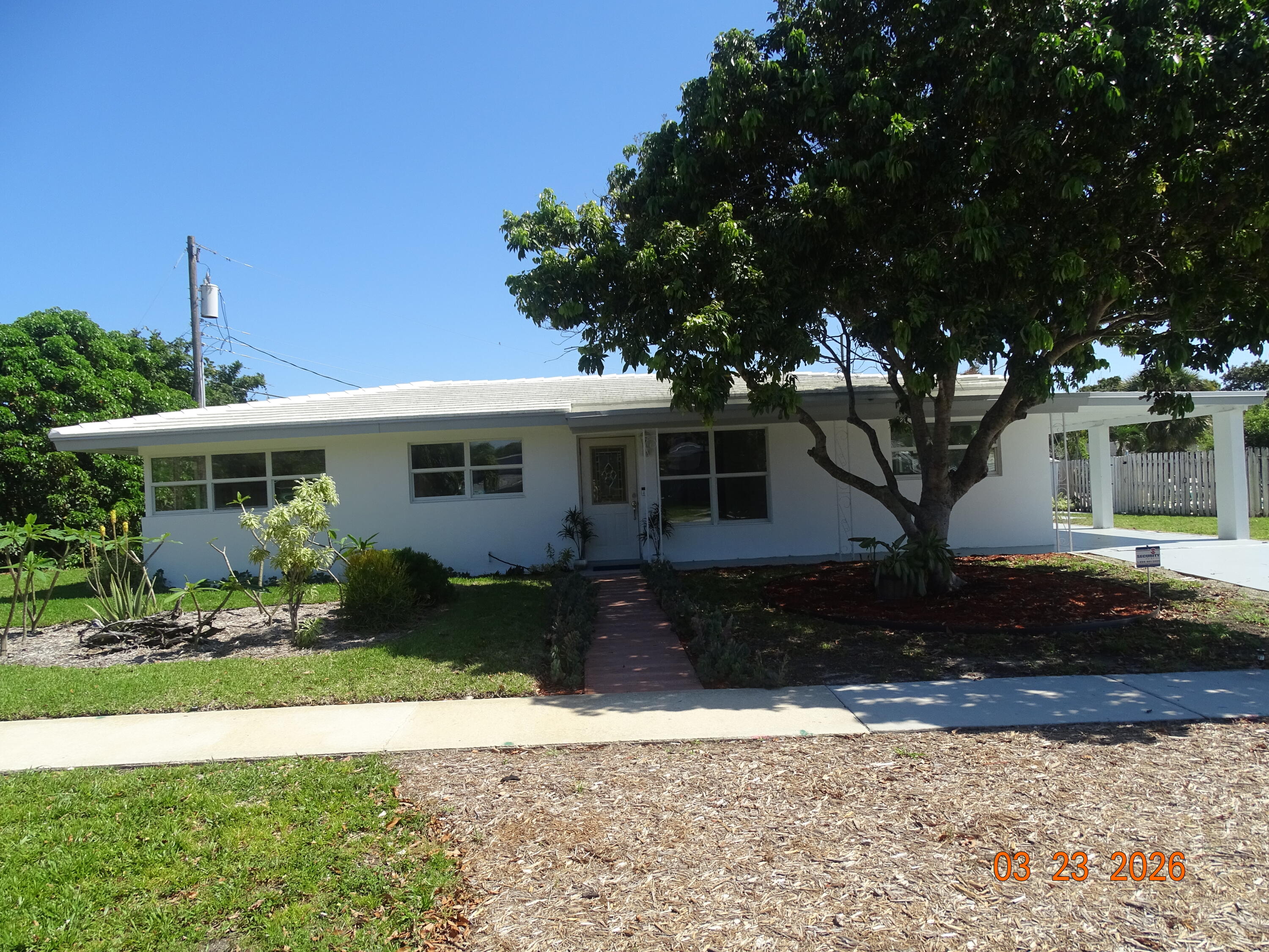 4BR – SingleFamilyResidence at 4822 NW 2nd Terrace