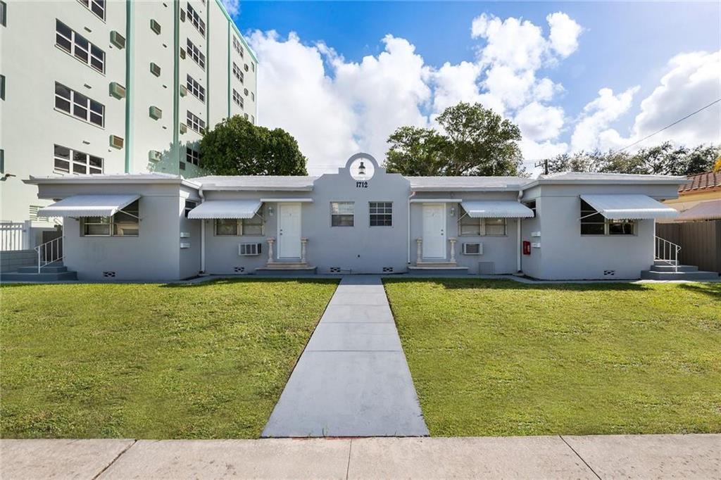 1BR – Townhouse at 1712 Pierce Street #2