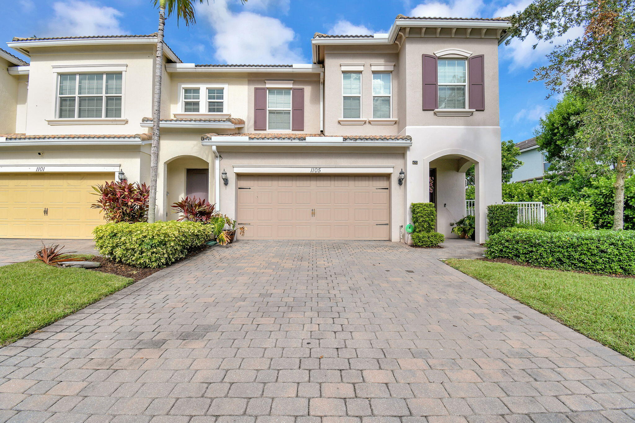 3BR – Townhouse at 1105 Banyan Drive
