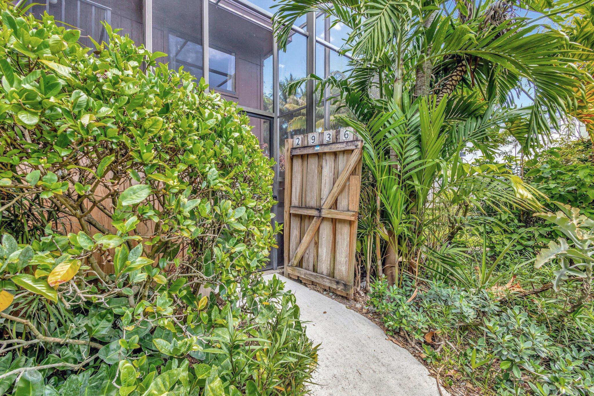 3BR – Townhouse at 2936 Kirk Road