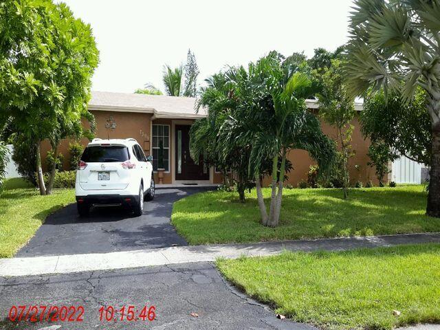 3BR – SingleFamilyResidence at 7399 NW 20th Court