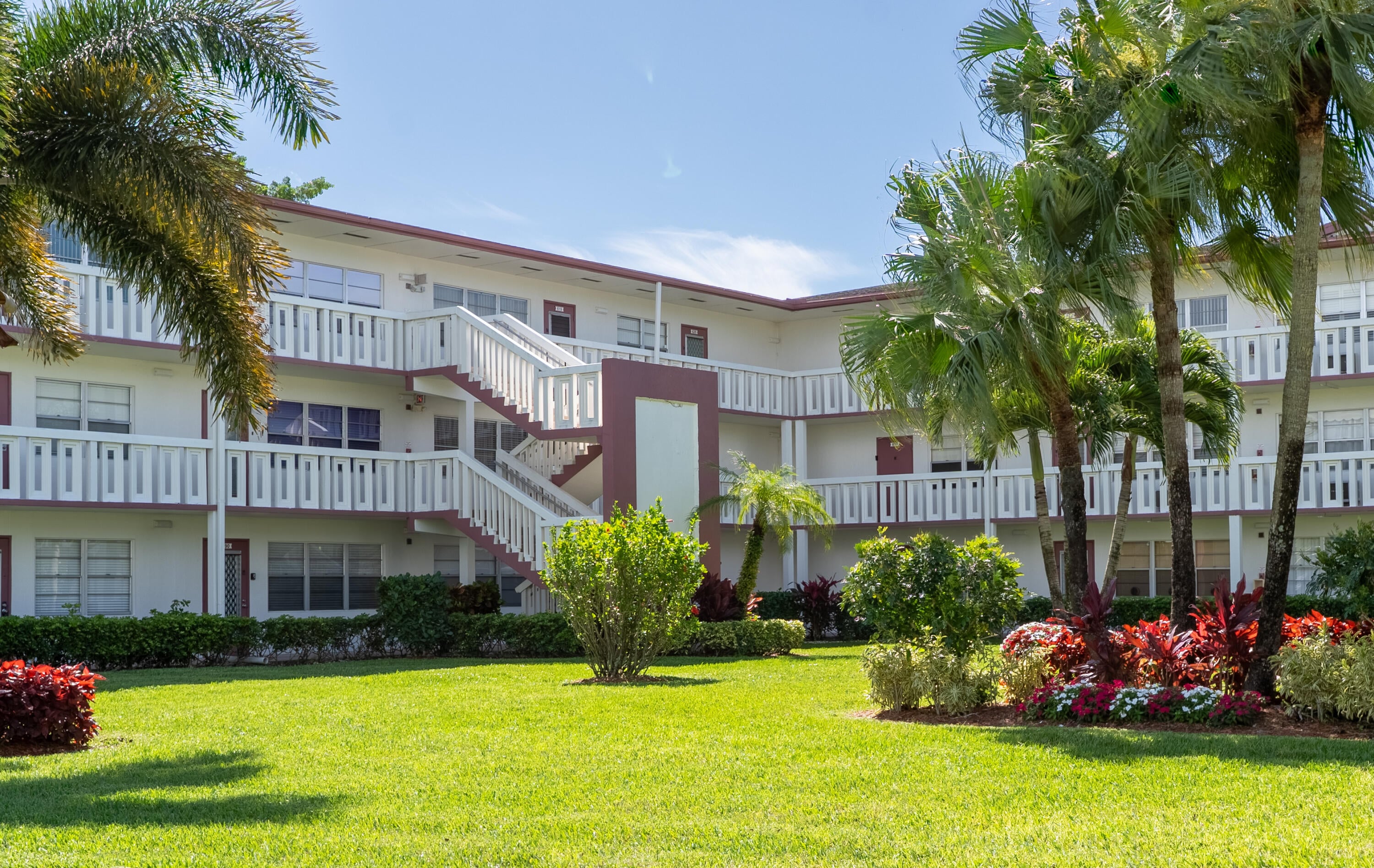 2BR – Condominium at 592 Fanshaw O