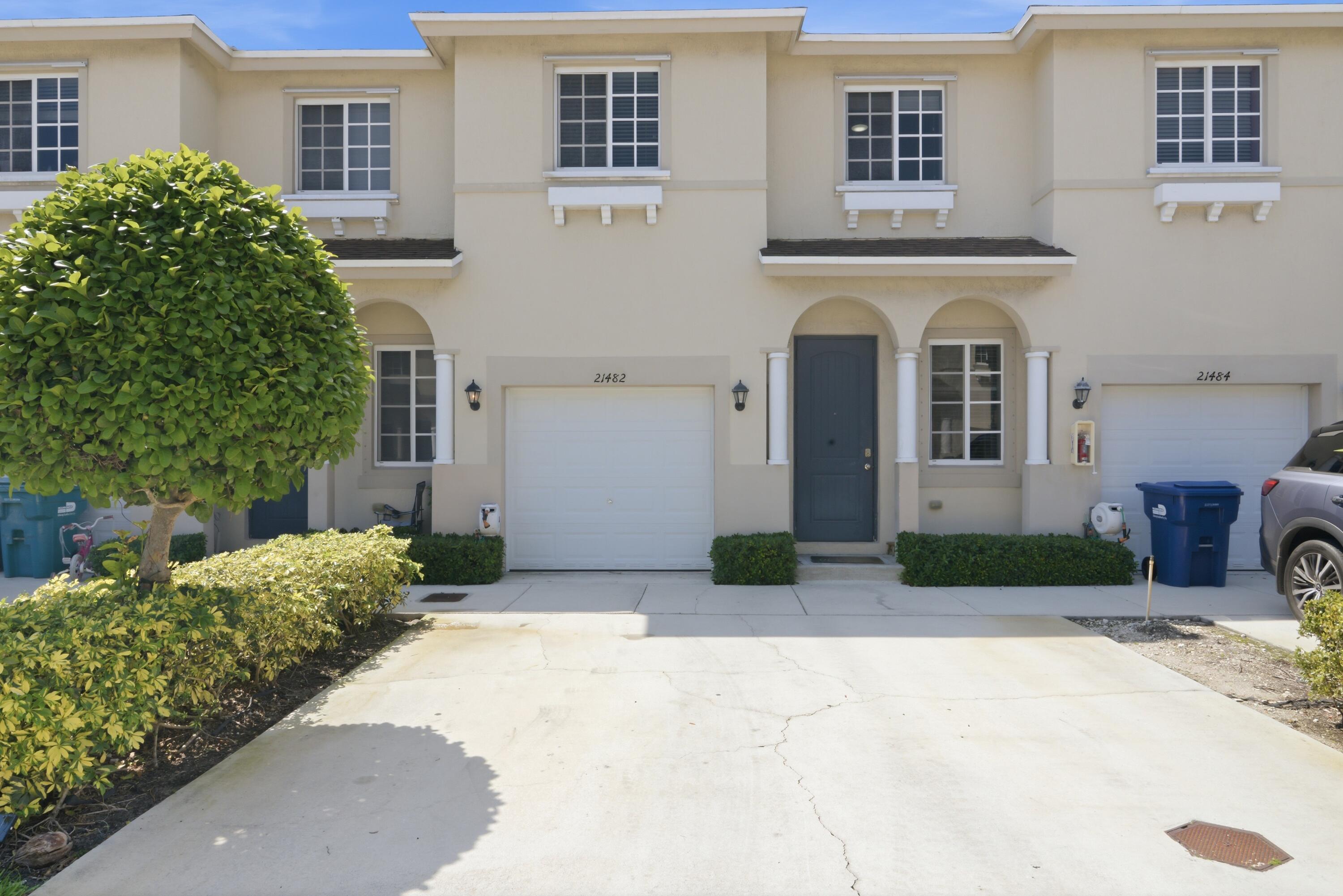 4BR – Townhouse at 21482 NW 14th Court #21482