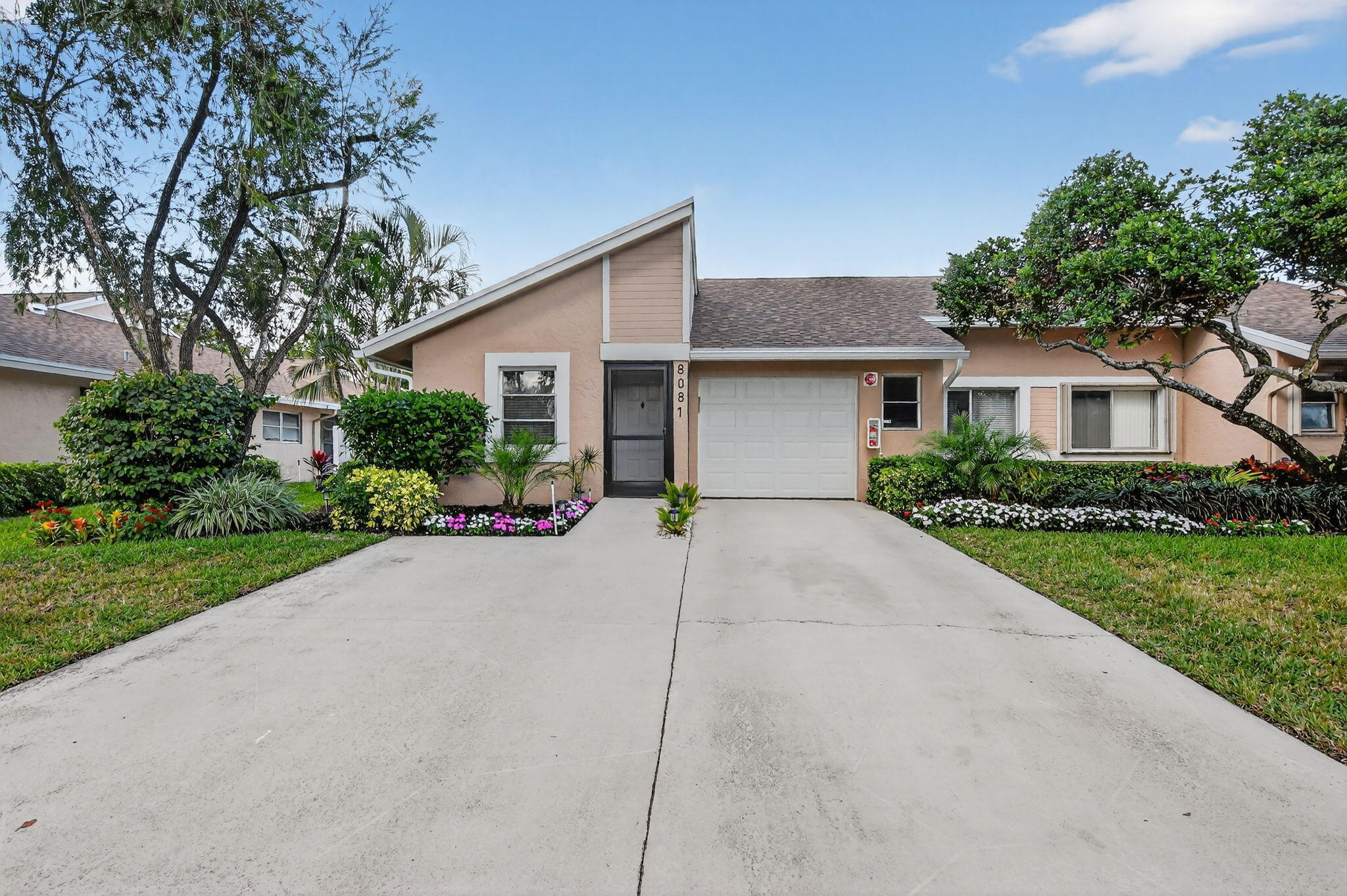 2BR – Condominium at 8081 Springtree Road
