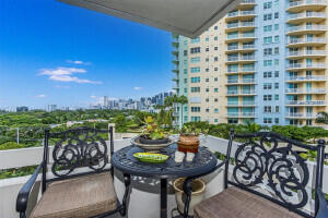 2BR – Condominium at 2501 Brickell Avenue #903