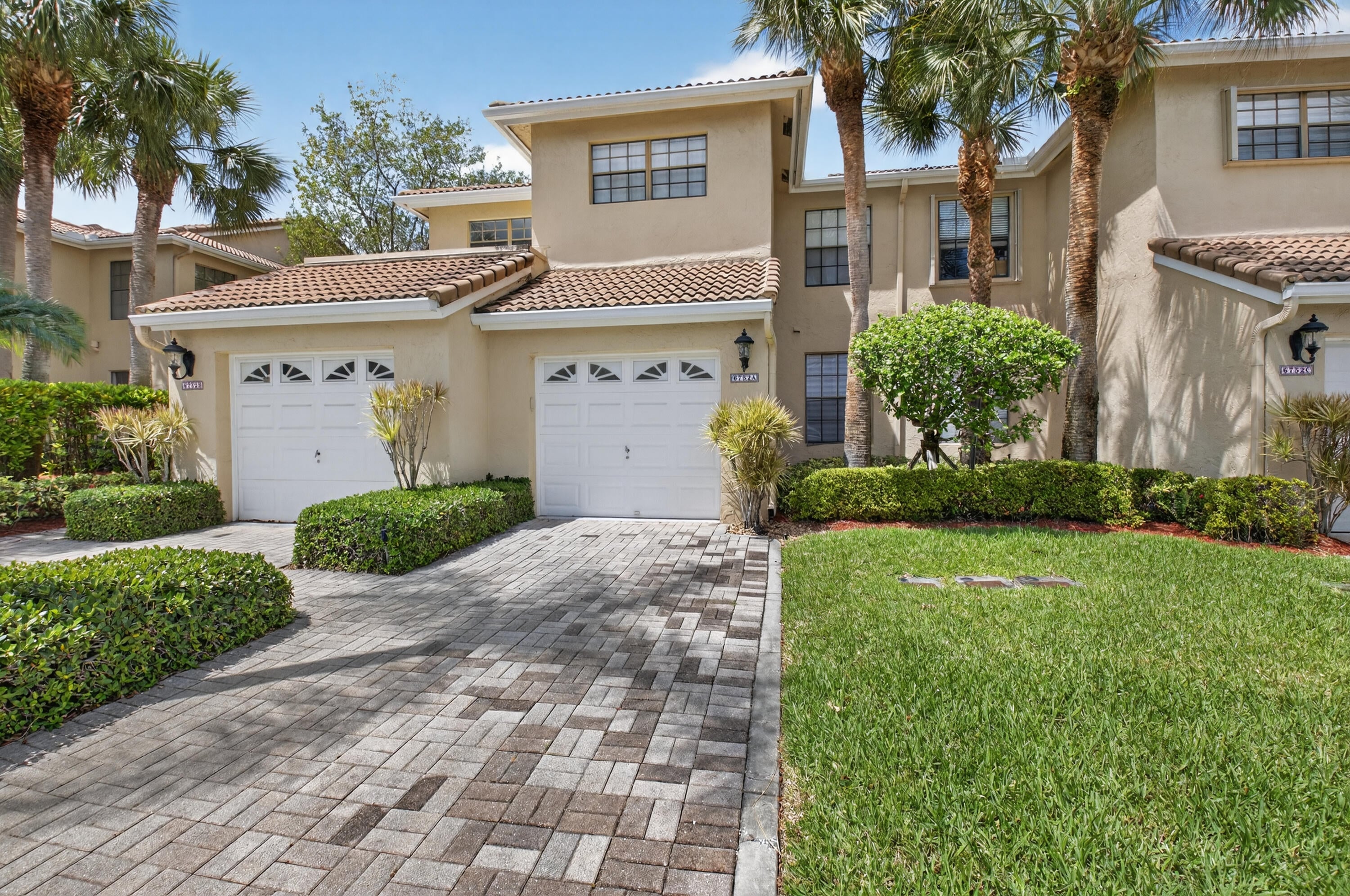 3BR – Condominium at 6752 Montego Bay Boulevard #A