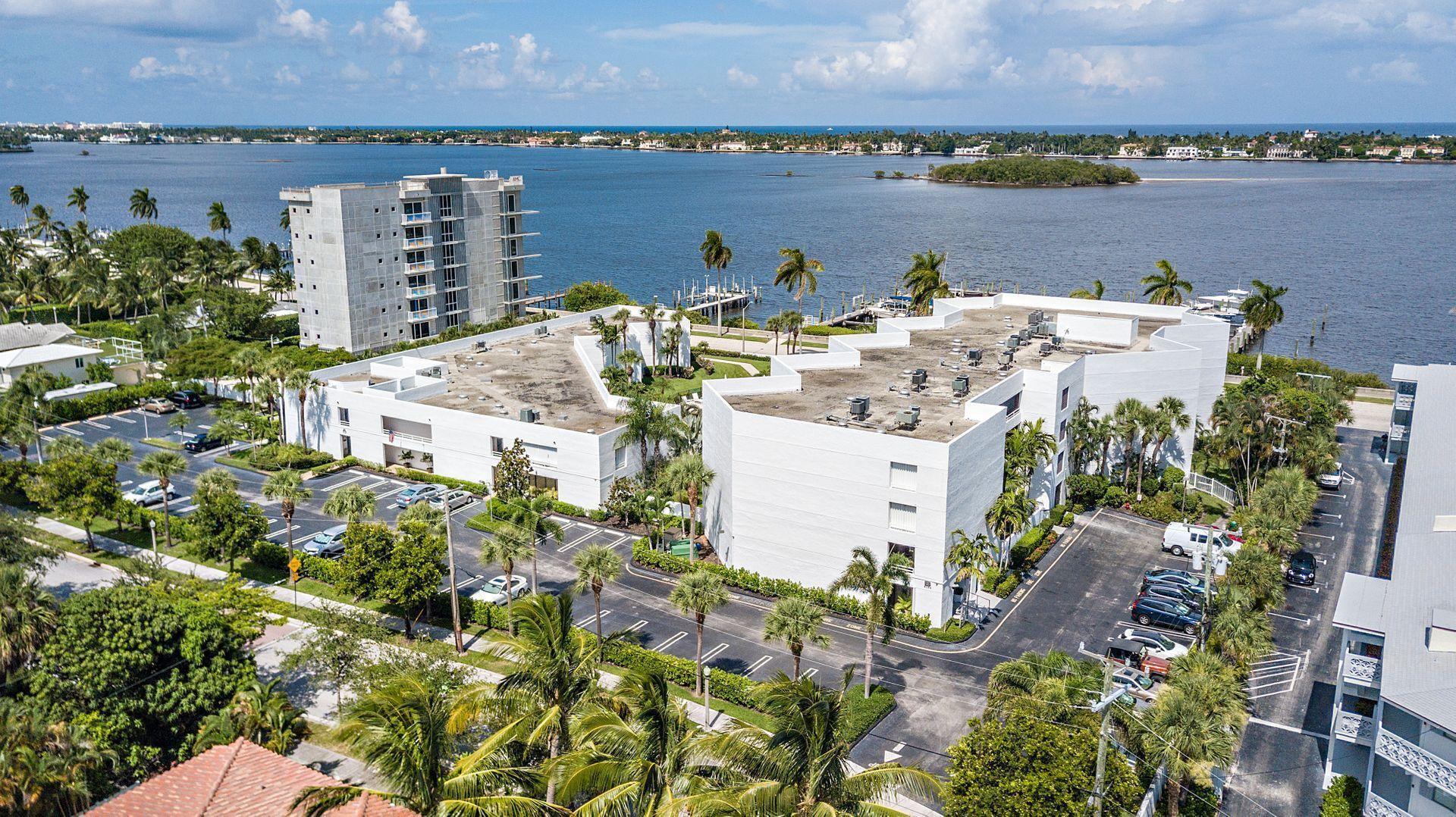 2BR – Condominium at 3701 S Flagler Drive #B303