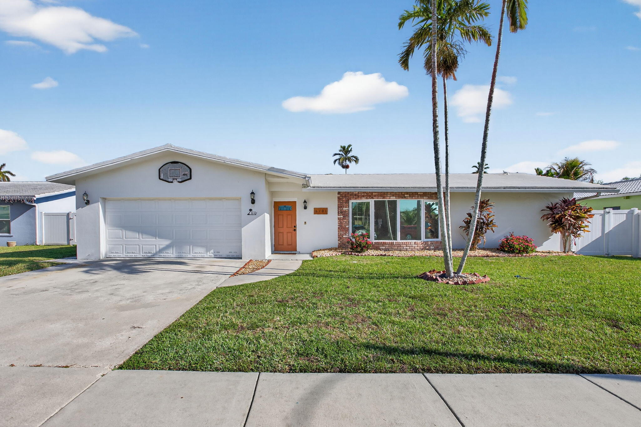 4BR – SingleFamilyResidence at 6701 NW 20th Street