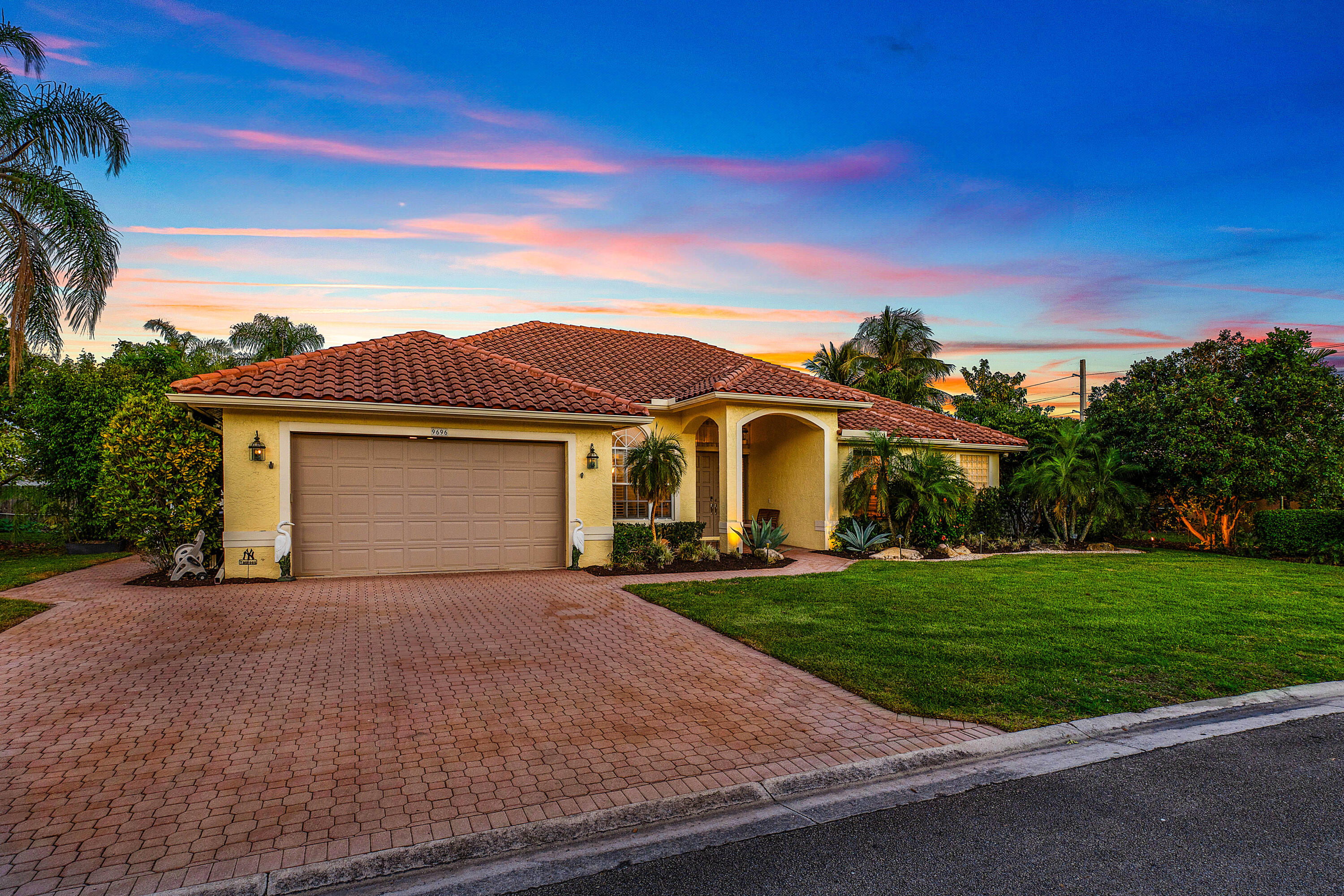 4BR – SingleFamilyResidence at 9696 Plumeria Way