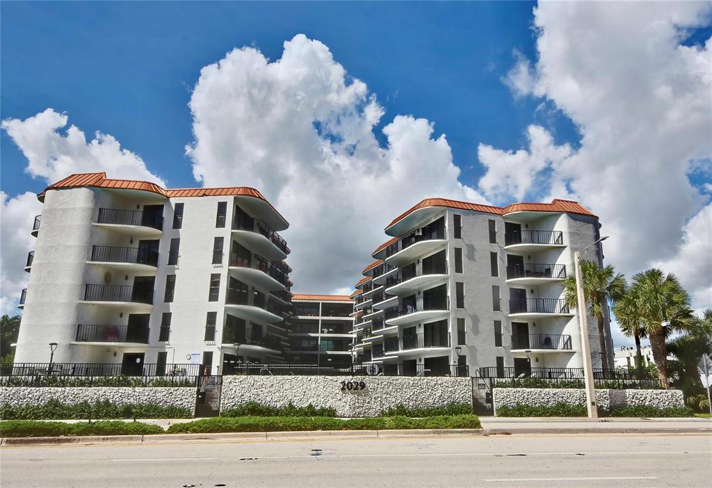 2BR – Condominium at 2029 N Ocean Boulevard #505